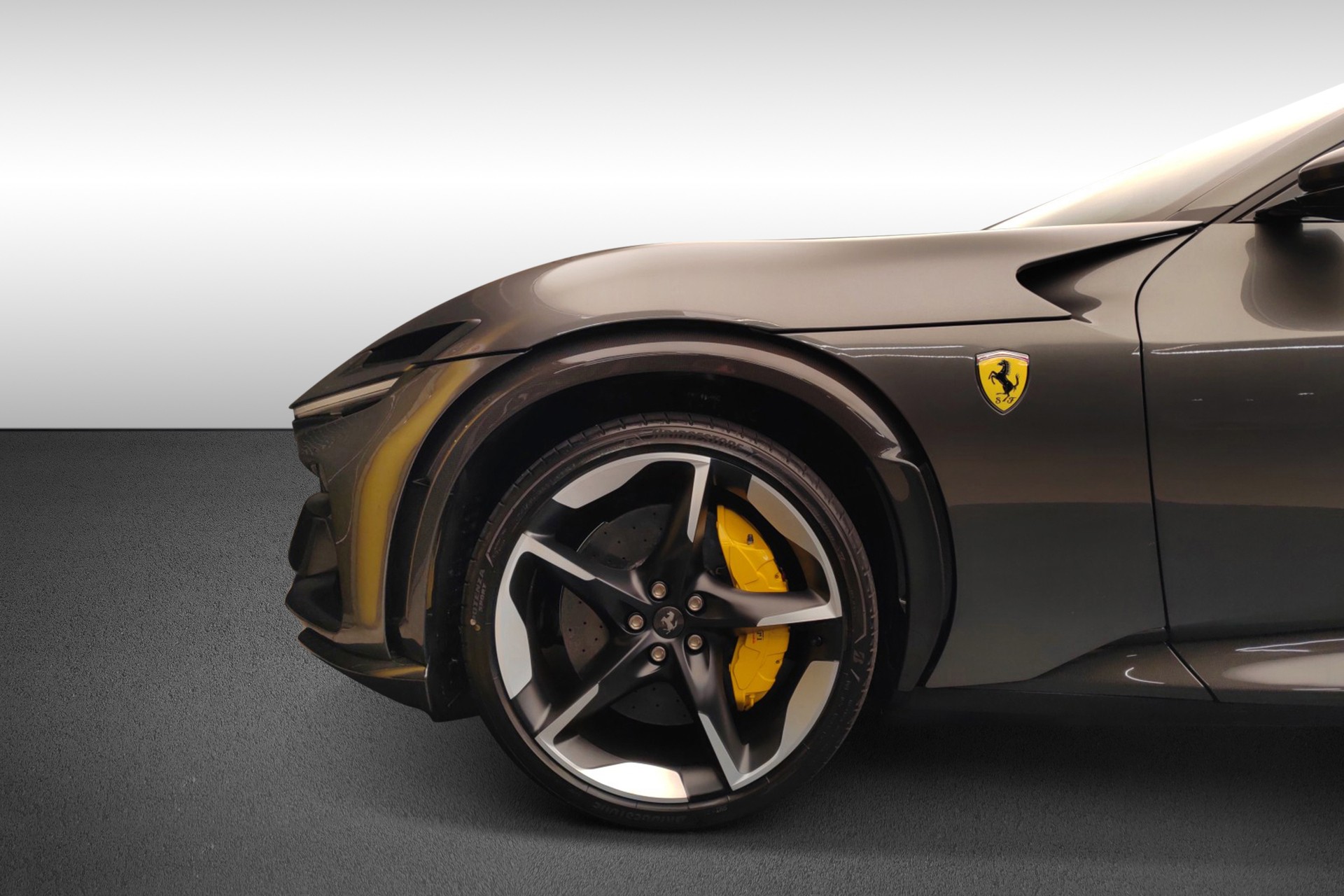 FERRARI Purosangue 6.5 V12-image-8