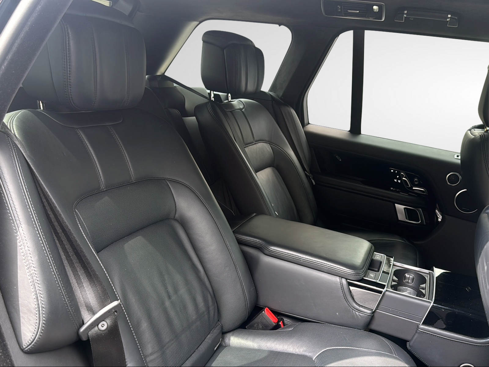 LAND ROVER Range Rover 4.4 SDV8 Autobiography Automatic-image-24
