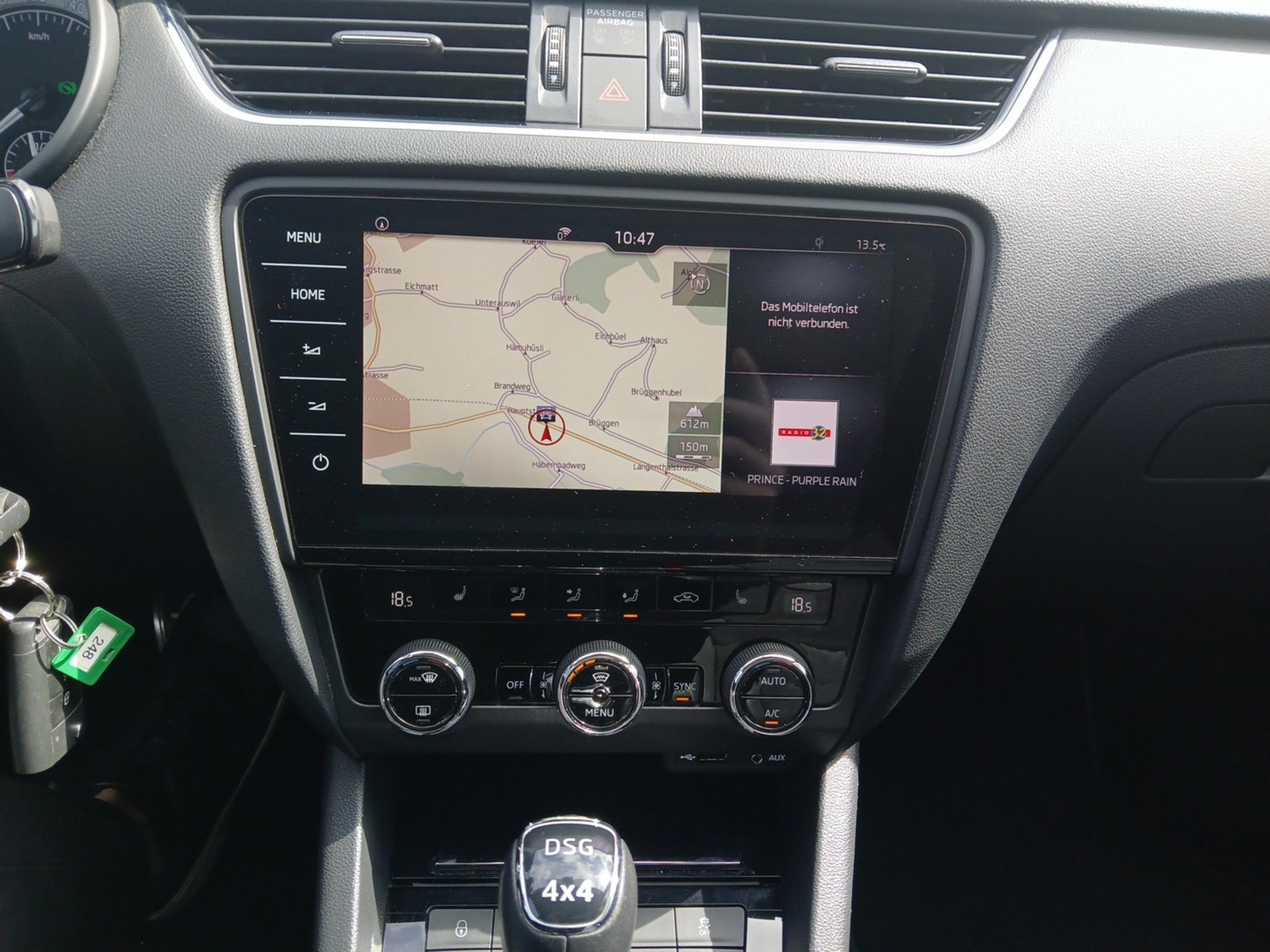 SKODA Octavia Scout 2.0 TDI 184 4x4 DSG-image-13
