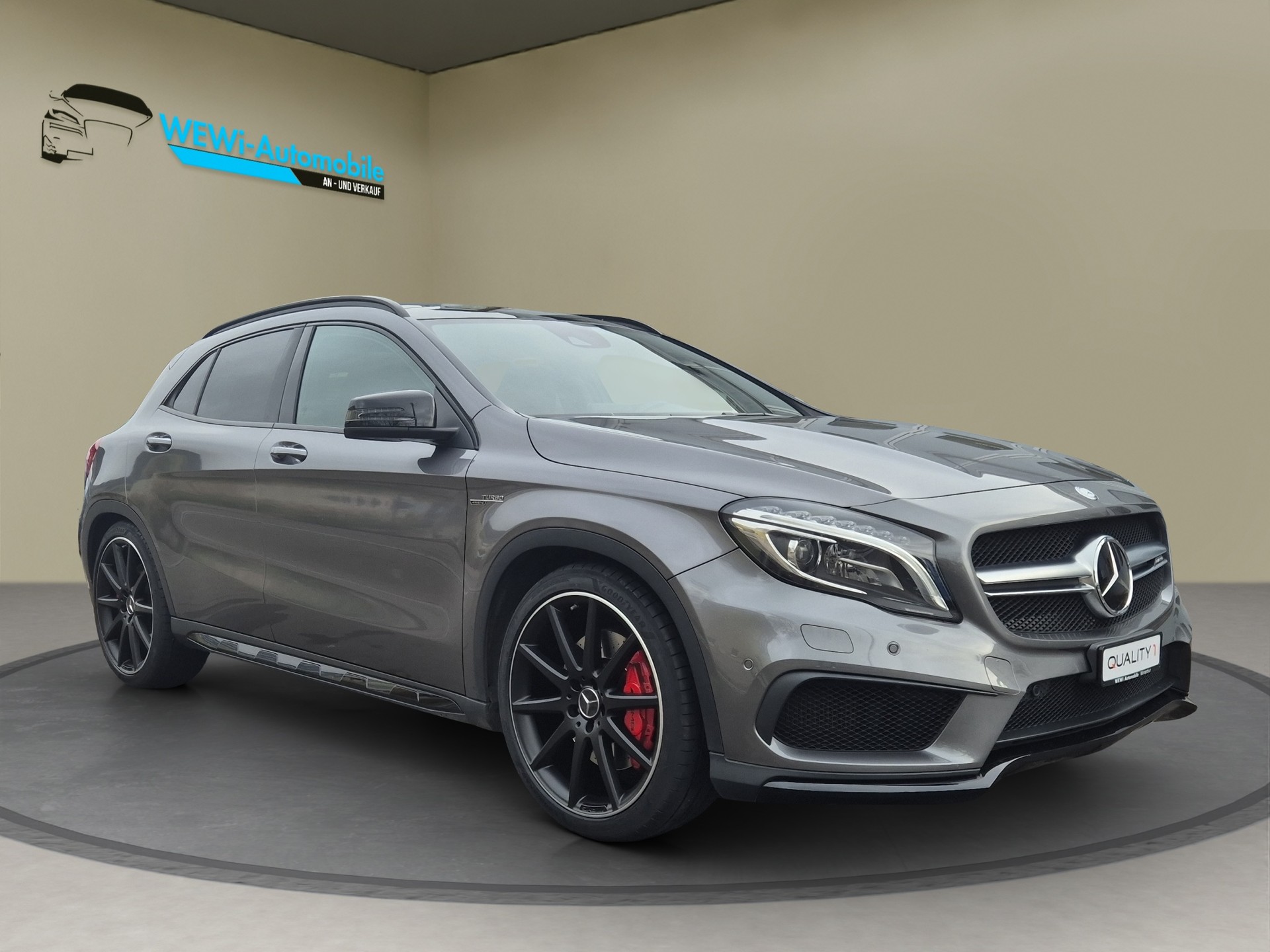 MERCEDES-BENZ GLA 45 AMG 4Matic 7G-DCT