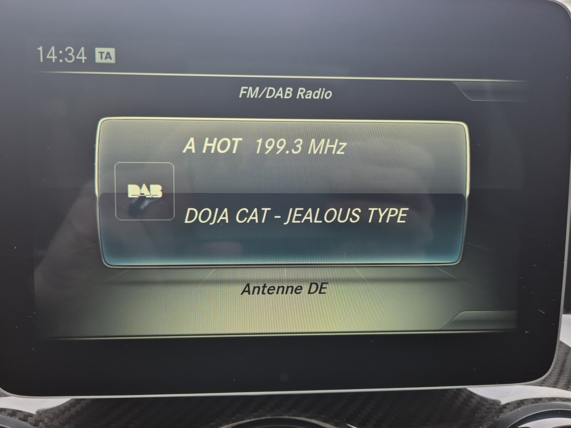 MERCEDES-BENZ GLA 45 AMG 4Matic 7G-DCT-image-19