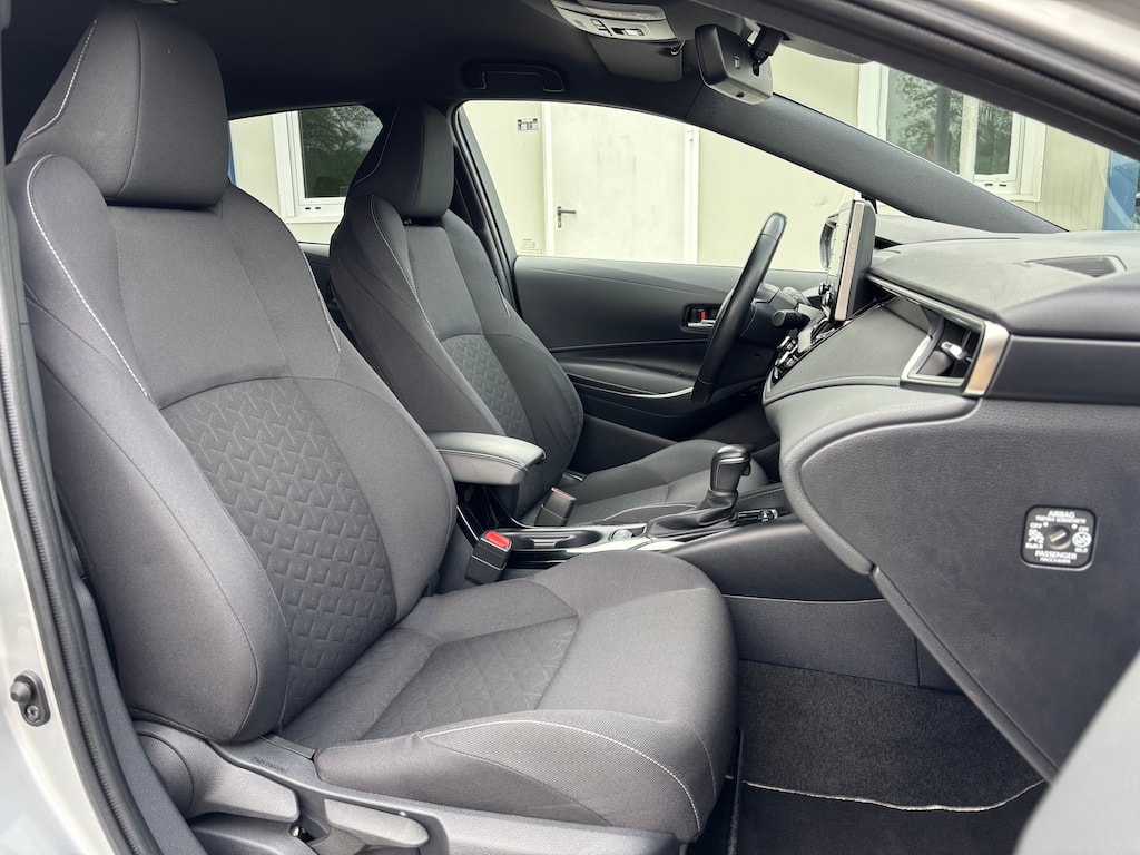 TOYOTA Corolla 1.8 HSD Trend e-CVT-image-7