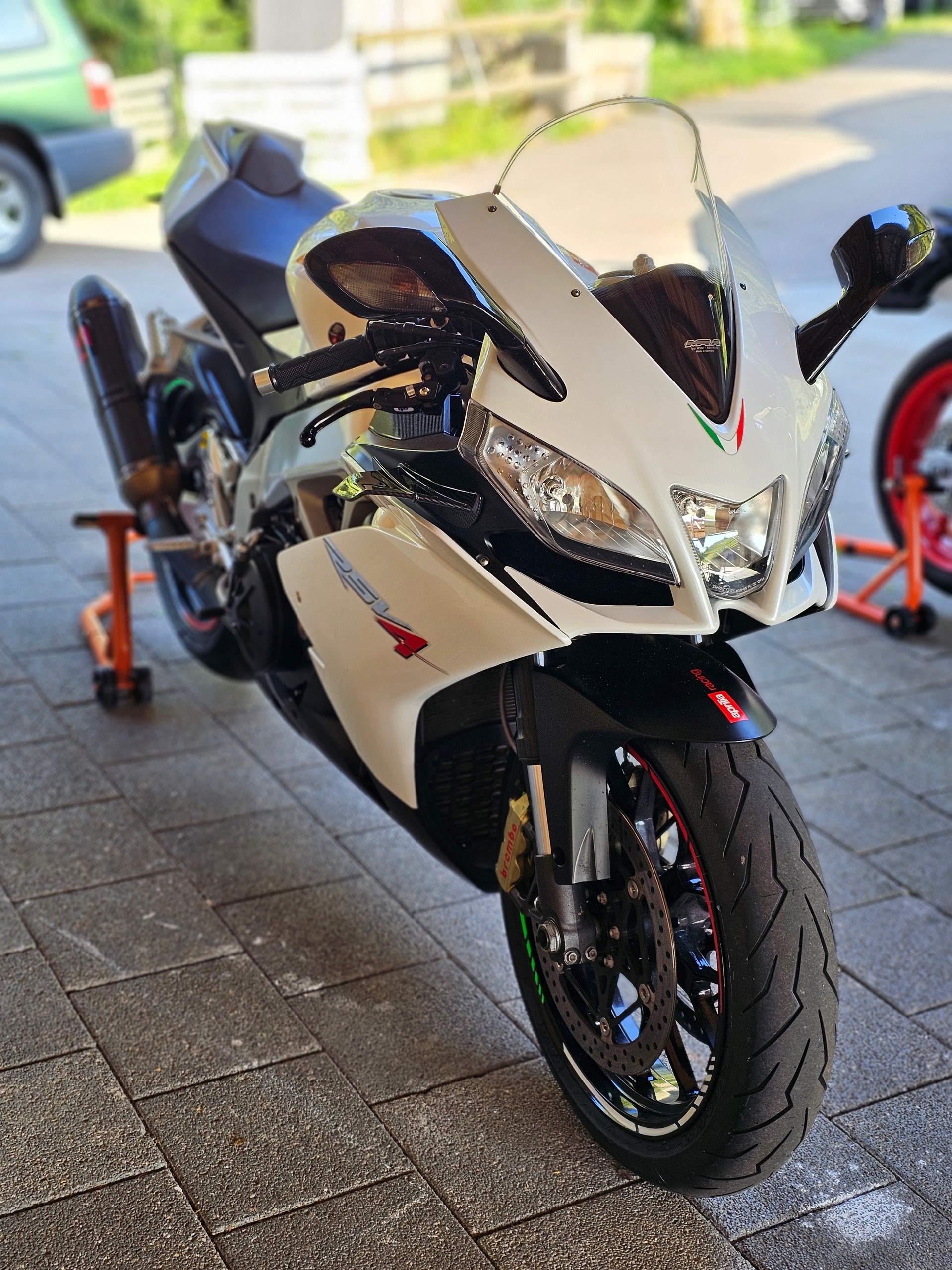 APRILIA RSV 4-image-0