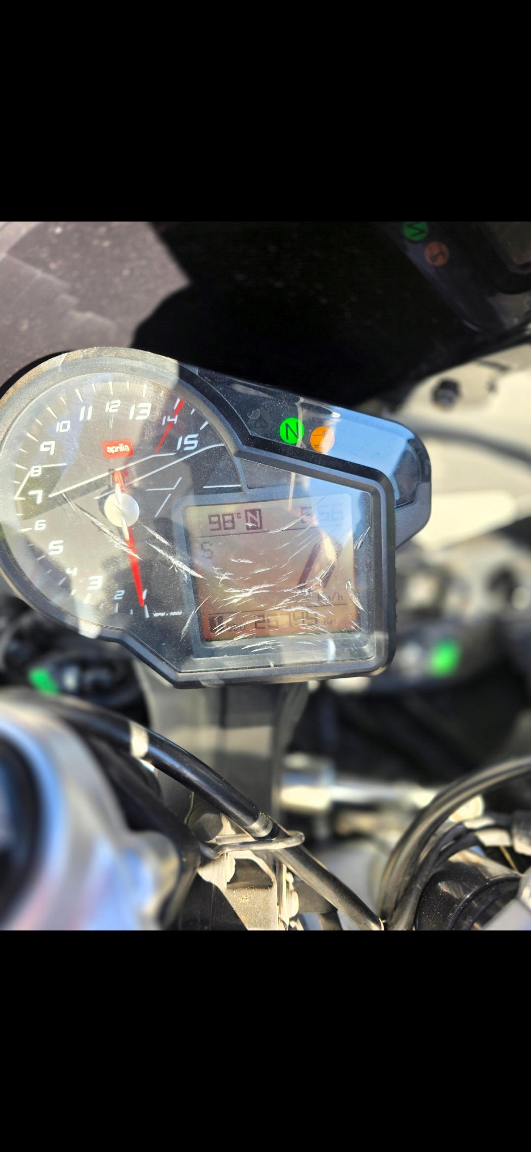 APRILIA RSV 4-image-5