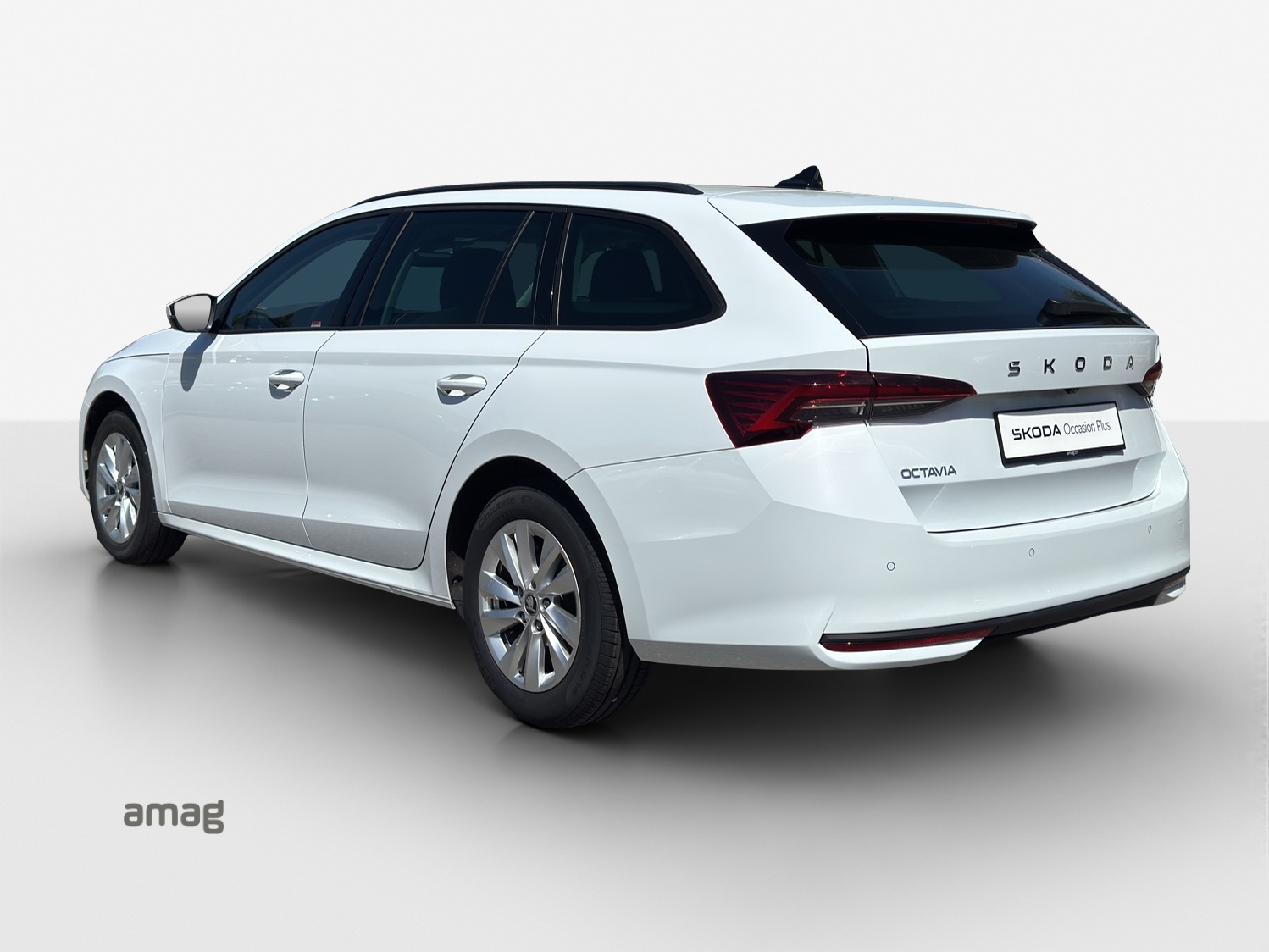 SKODA Octavia Combi 1.5 TSI mHEV DSG Selection Launch-showroom-element-2