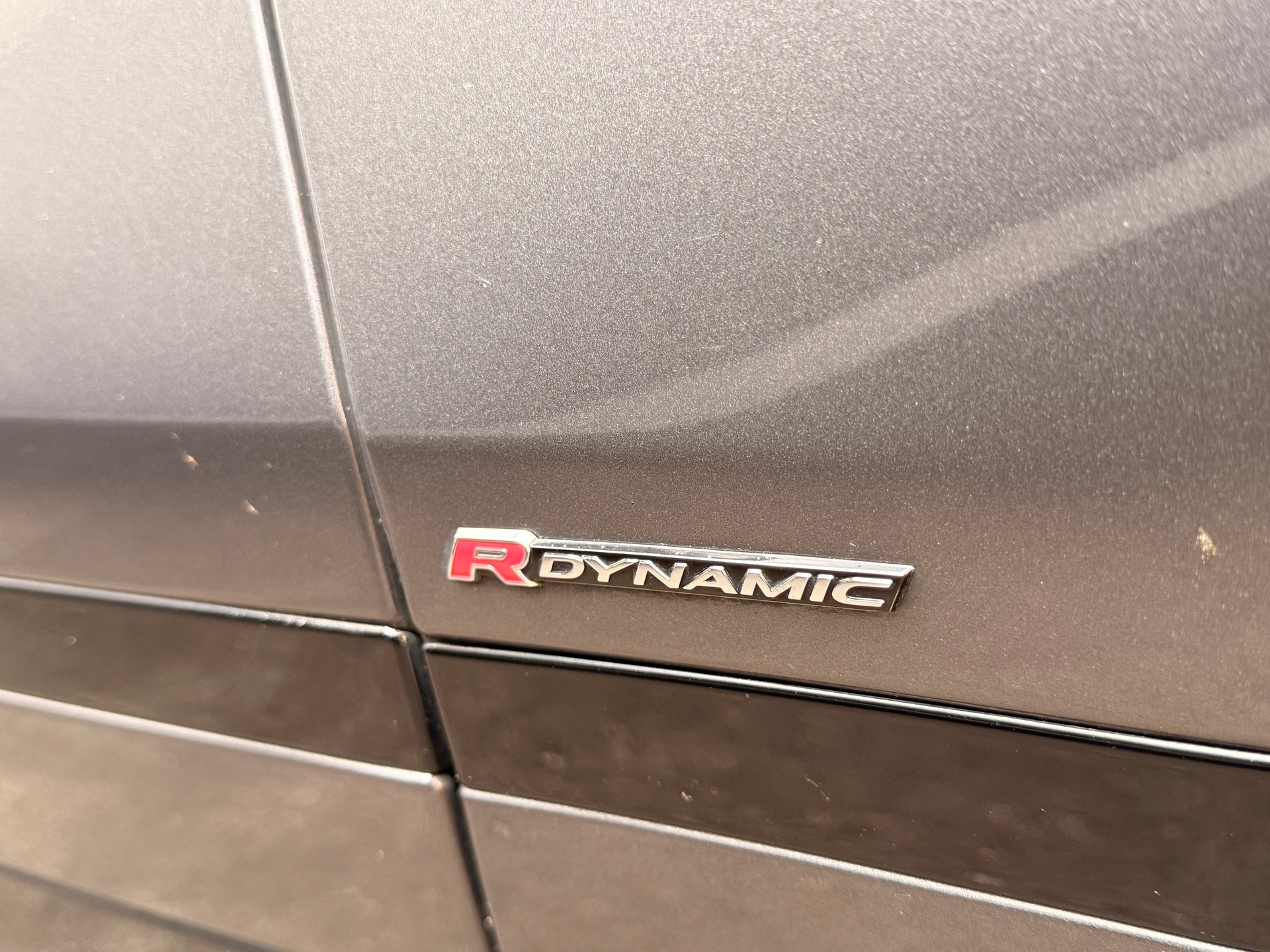 LAND ROVER Range Rover Velar R-Dynamic D 240 S Automatic-image-15