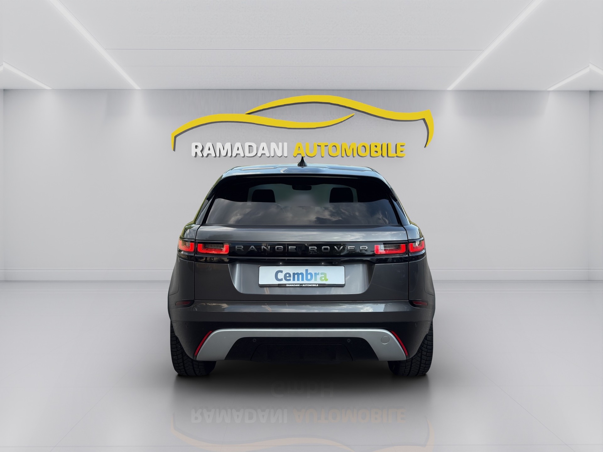 LAND ROVER Range Rover Velar R-Dynamic D 240 S Automatic-image-4