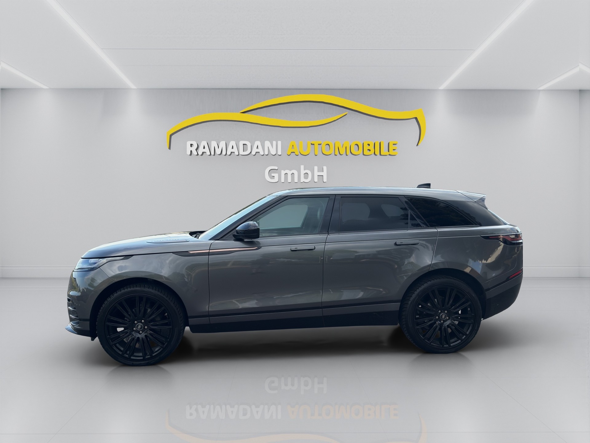 LAND ROVER Range Rover Velar R-Dynamic D 240 S Automatic-showroom-element-2