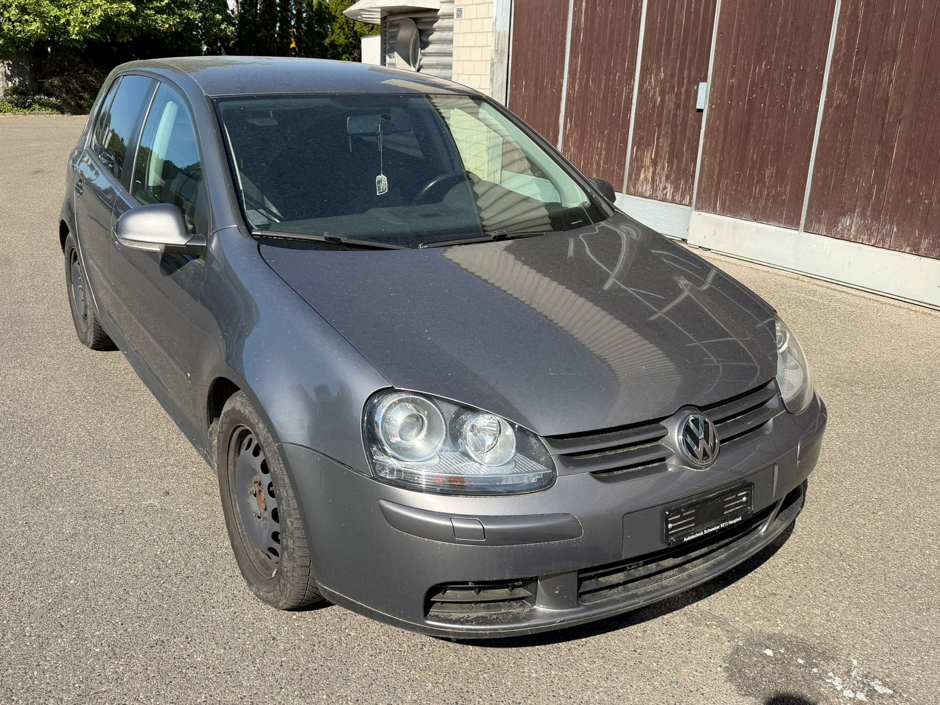 VW Golf 2.0 TDI Sportline 4Motion-image-4