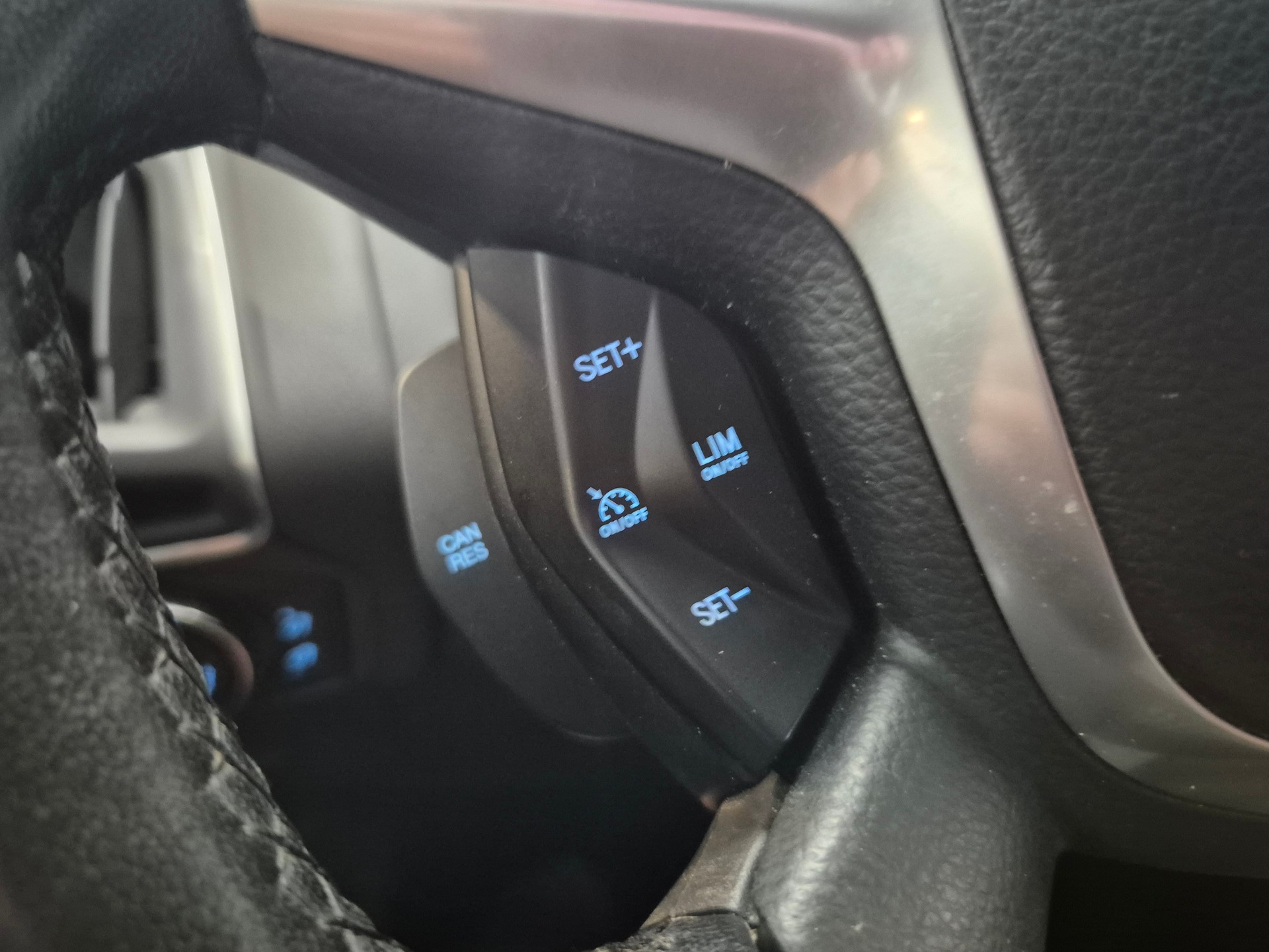 FORD Focus 1.0 SCTi Winner-image-8