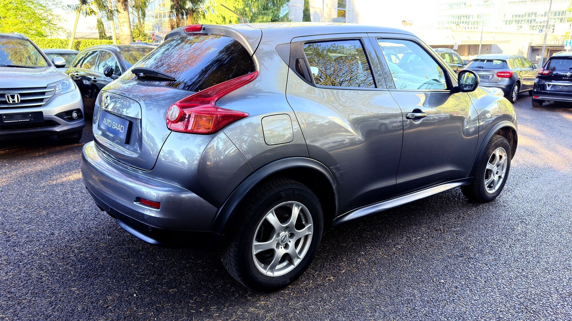 NISSAN Juke 1.6 DIG-T tekna 4x4 Xtronic M-CVT-image-4