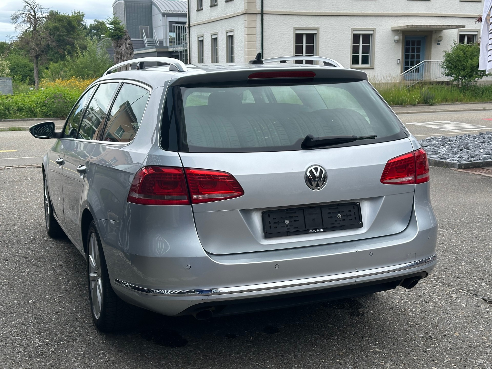 VW Passat Variant 2.0 TDI BMT Highline 4MDSG-image-4