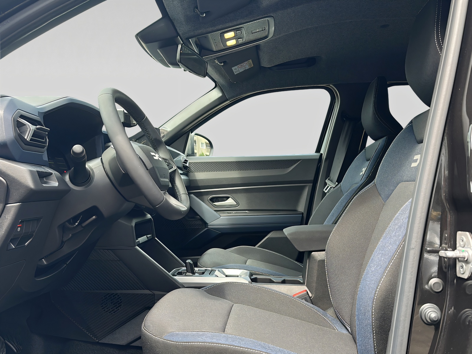 DACIA DUSTER Journey hybrid 155-image-7