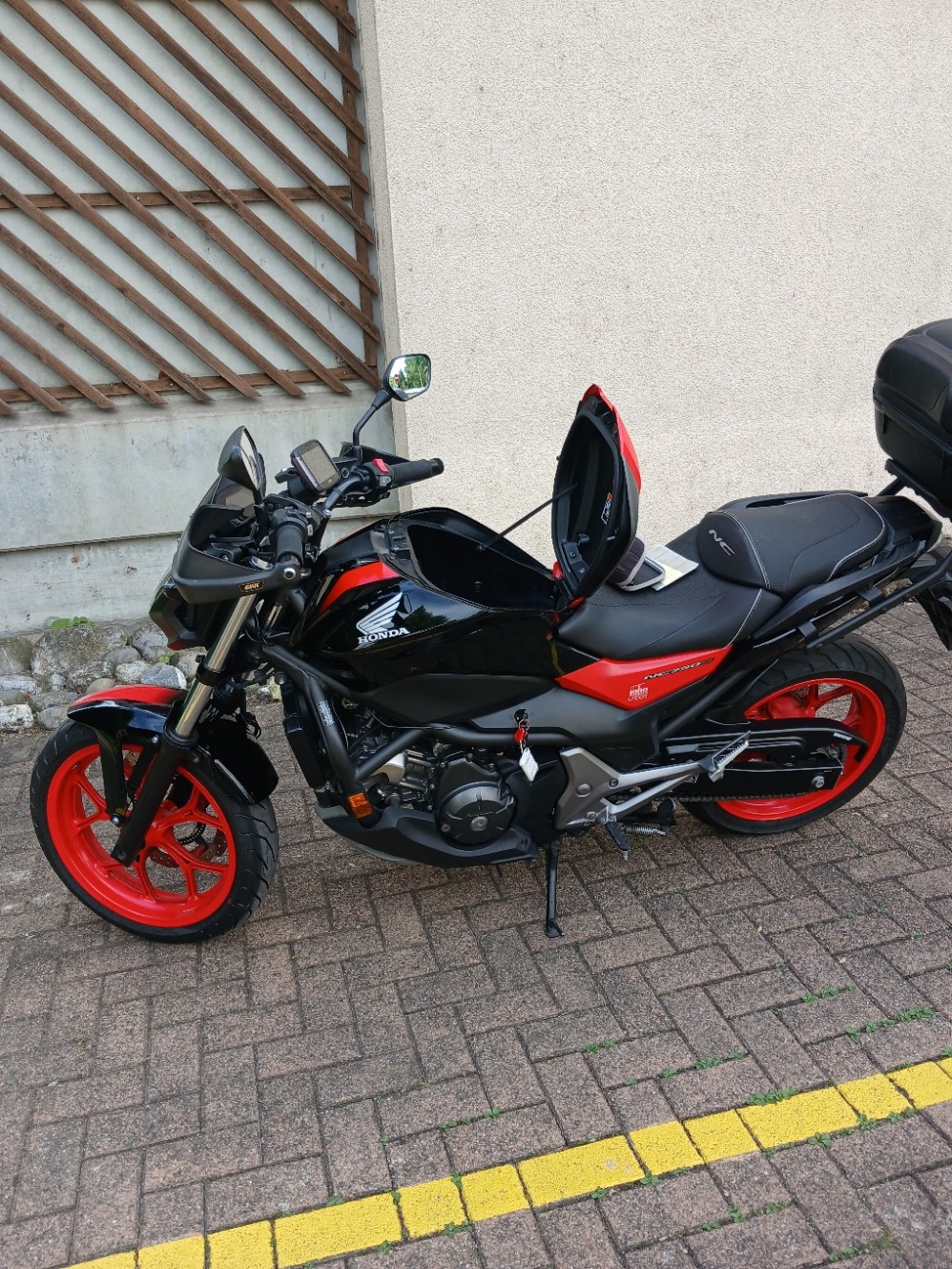 HONDA NC 750 S DCT ABS-image-8