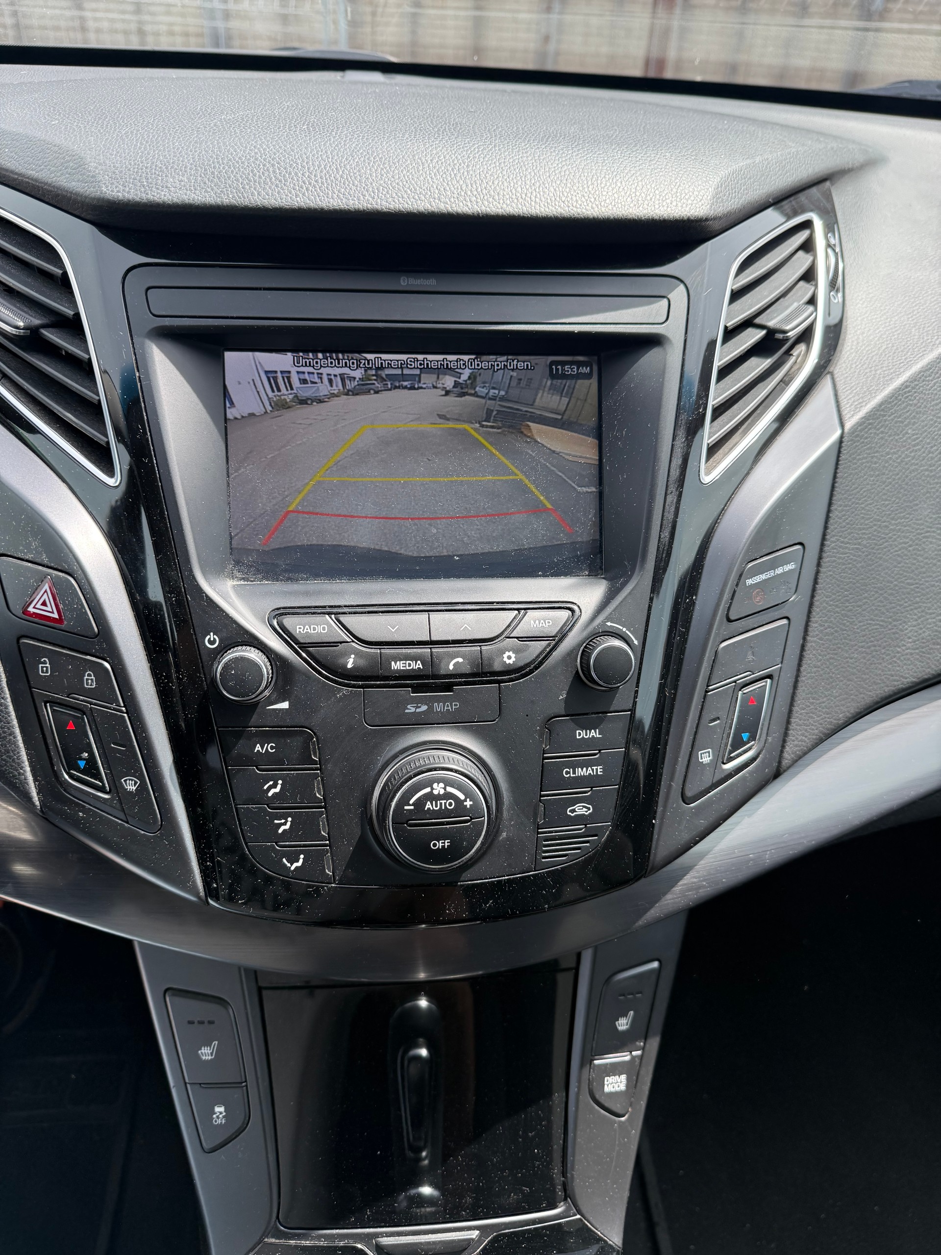 HYUNDAI i40 Wagon 1.7 CRDI Amplia Automatic-image-9