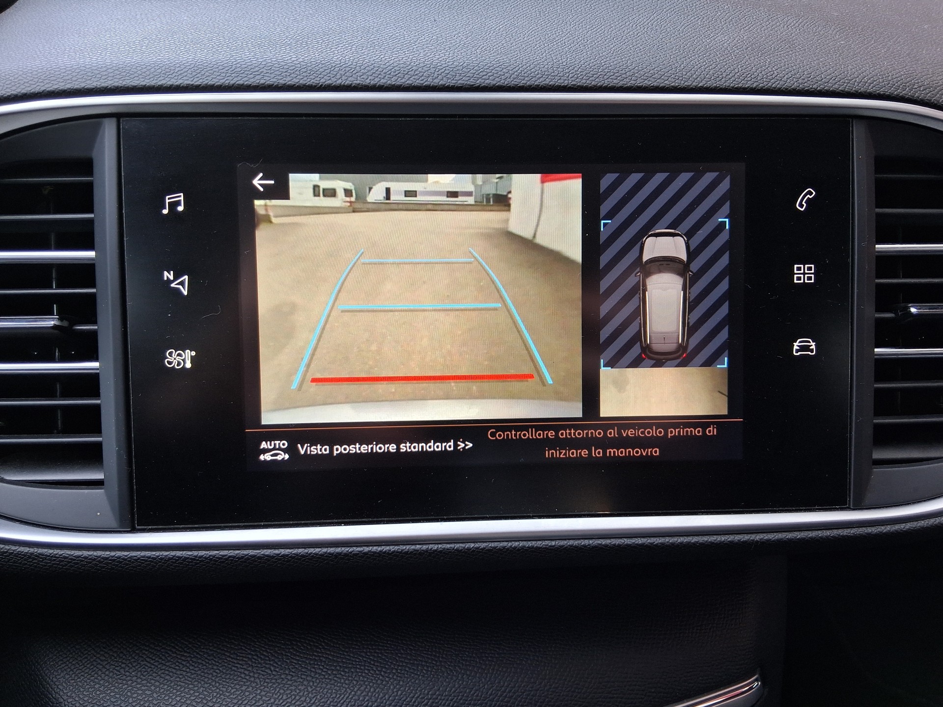 PEUGEOT 308 SW 1.5 BlueHDI Business Line EAT8-image-10