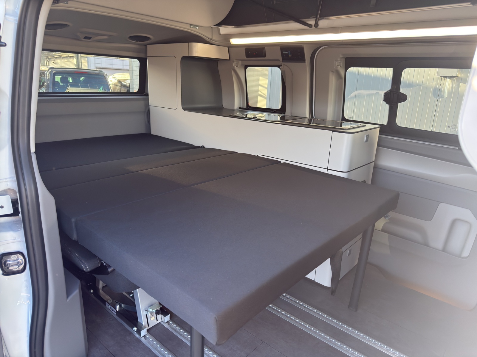 WESTFALIA Club Joker Urban Classic 2.0D *6-Sitzer*-image-17