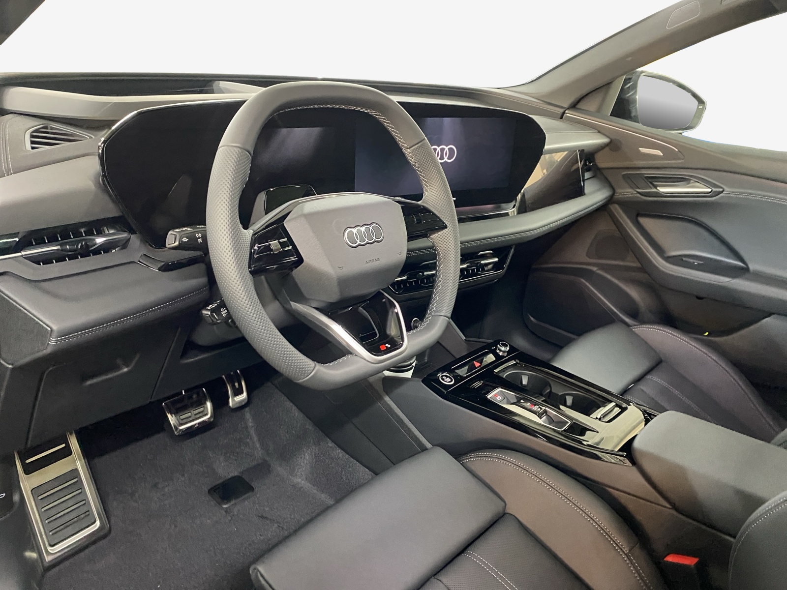 AUDI Q6 e-tron quattro-image-14