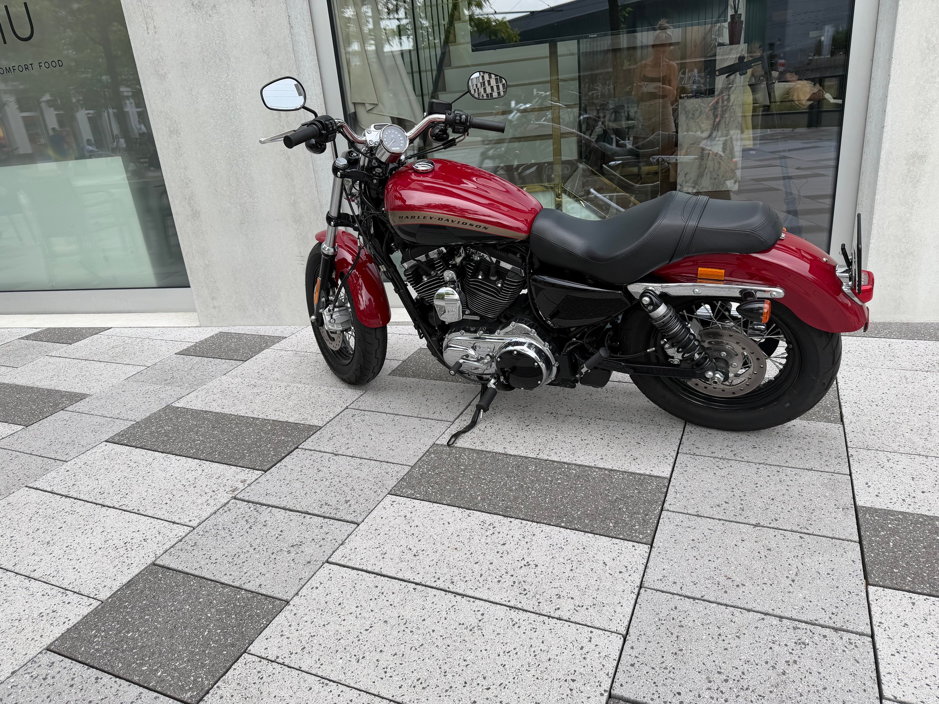 HARLEY-DAVIDSON XL 1200 C Sportster Custom ABS-image-2