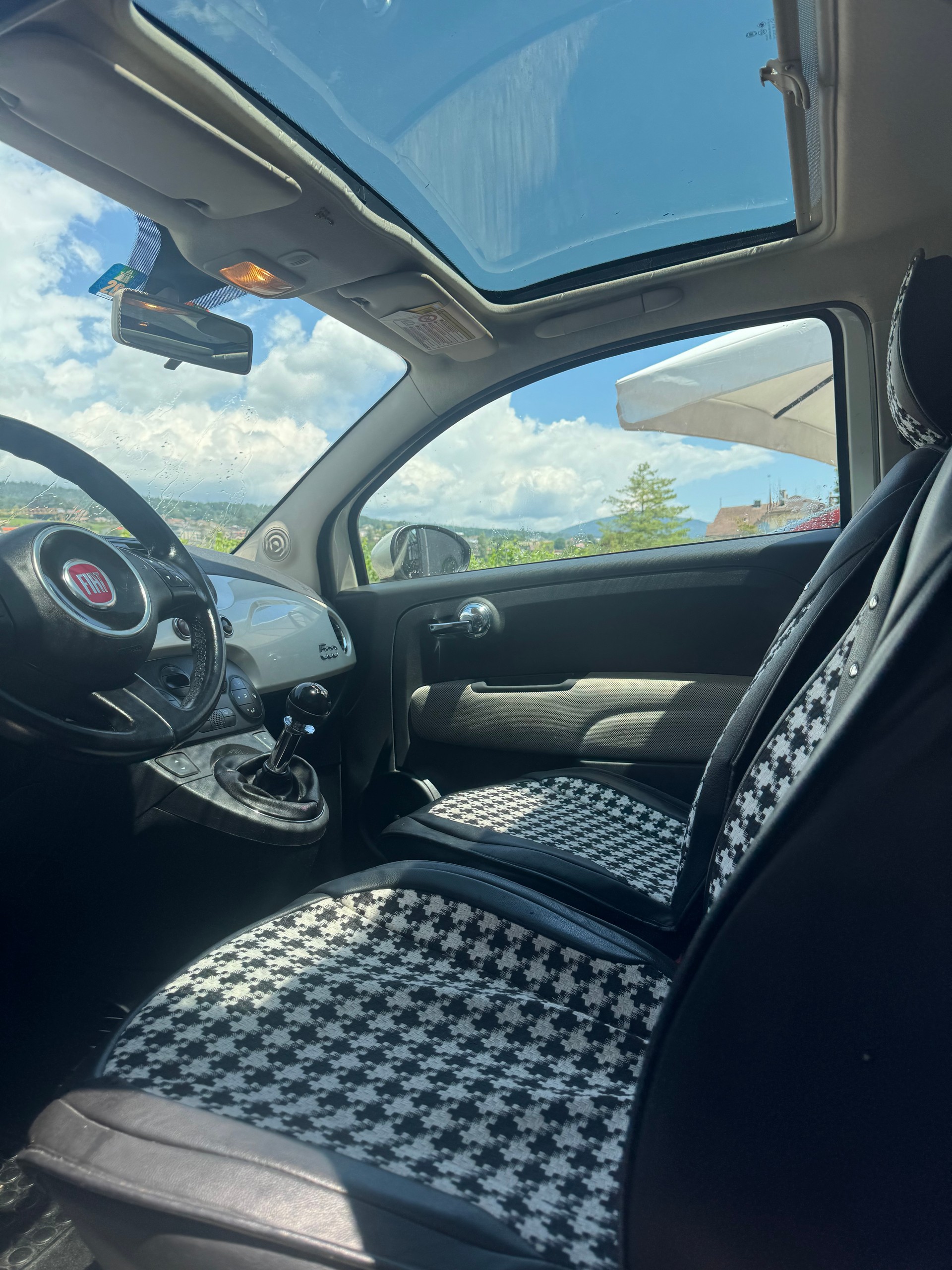 FIAT 500 1.4 16V Lounge-image-7