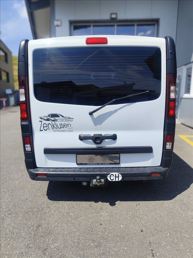OPEL VIVARO-image-3