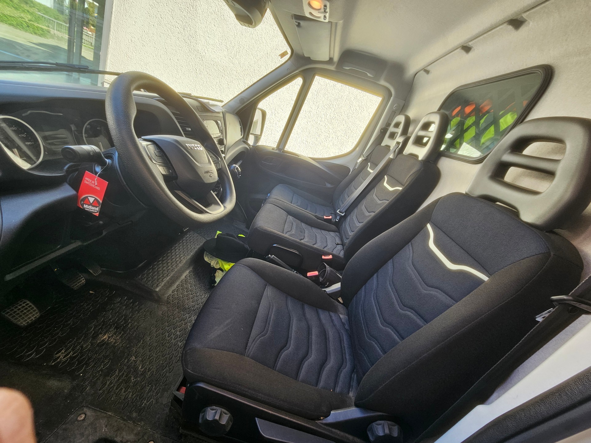IVECO 33 S 16 V-image-5