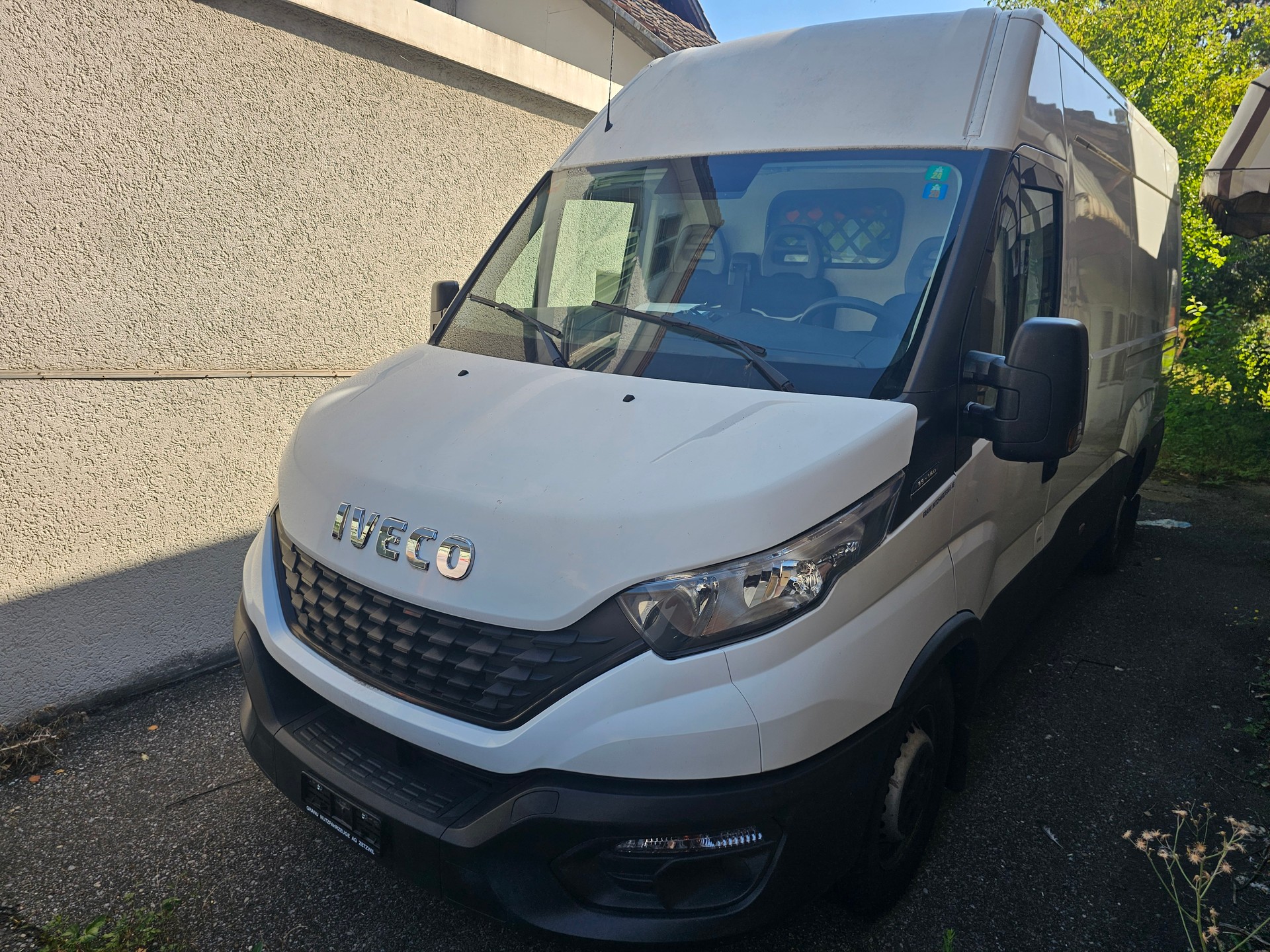 IVECO 33 S 16 V