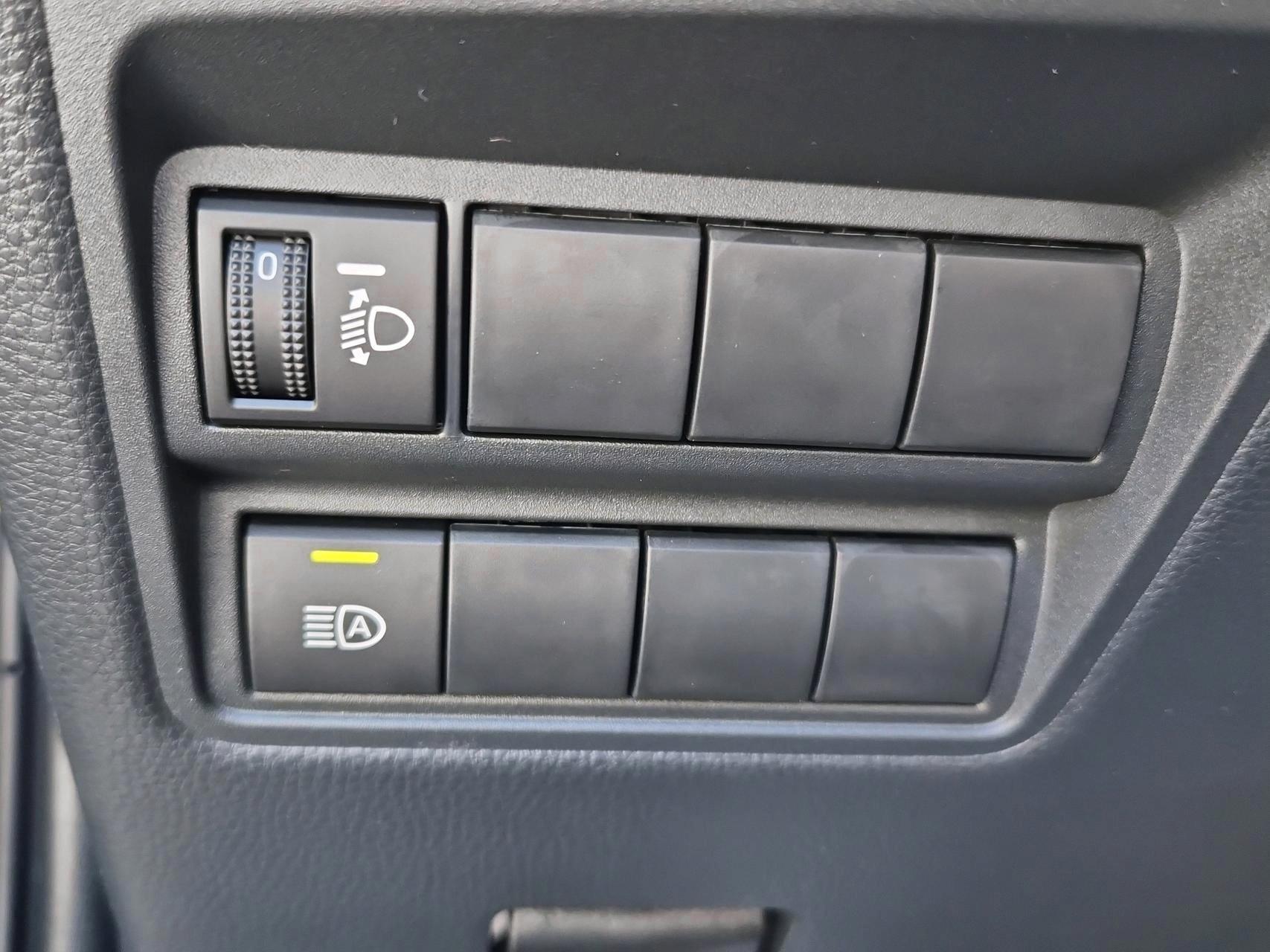 MAZDA 2 Hybrid Centre-line-image-16