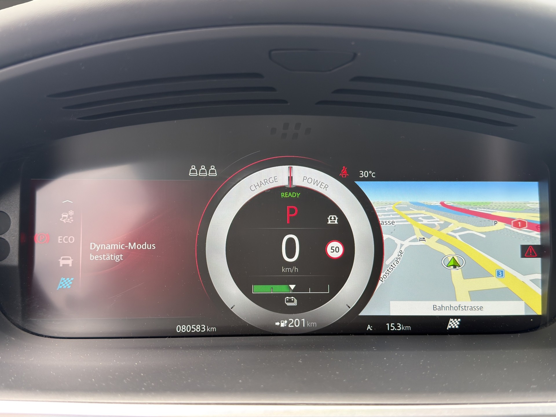 JAGUAR I-Pace EV400 First Edition AWD-image-21