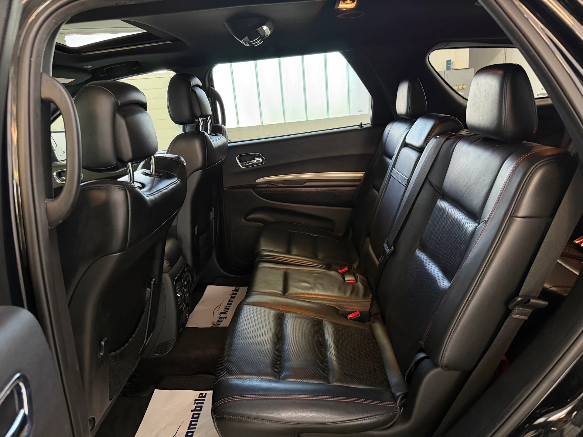 DODGE Durango R/T 5.7 AWD | Frisch MFK | Tiefergelegt | Schiebedach | 7-Plätzer-image-9