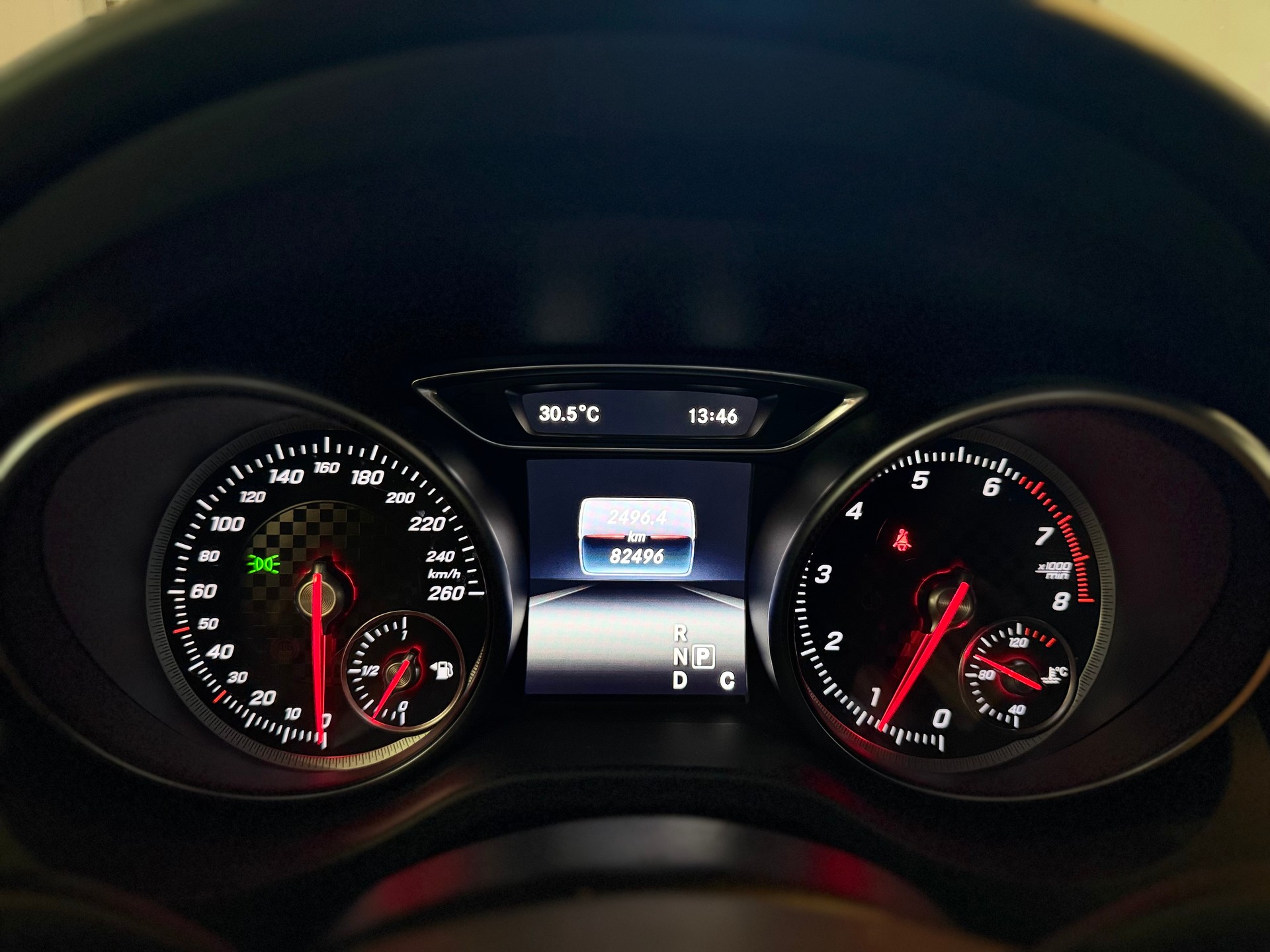 MERCEDES-BENZ A 200 AMG Line 7G-DCT-image-12