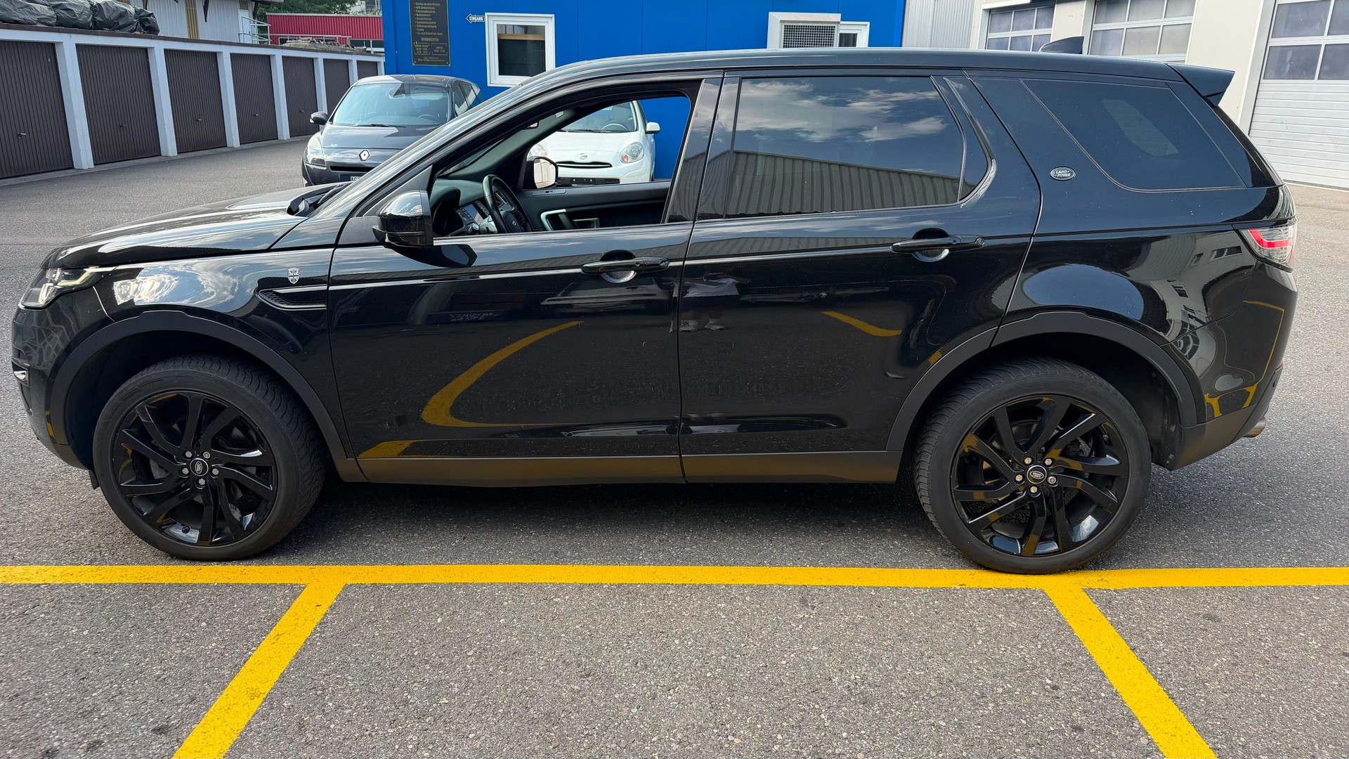 LAND ROVER Discovery Sport 2.0 TD4 HSE AT9-image-20