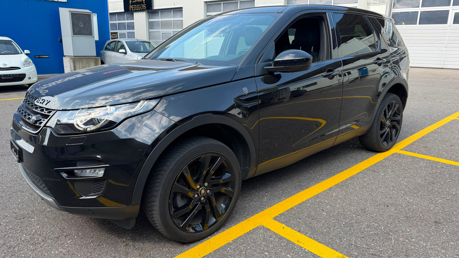 LAND ROVER Discovery Sport 2.0 TD4 HSE AT9-showroom-element-2