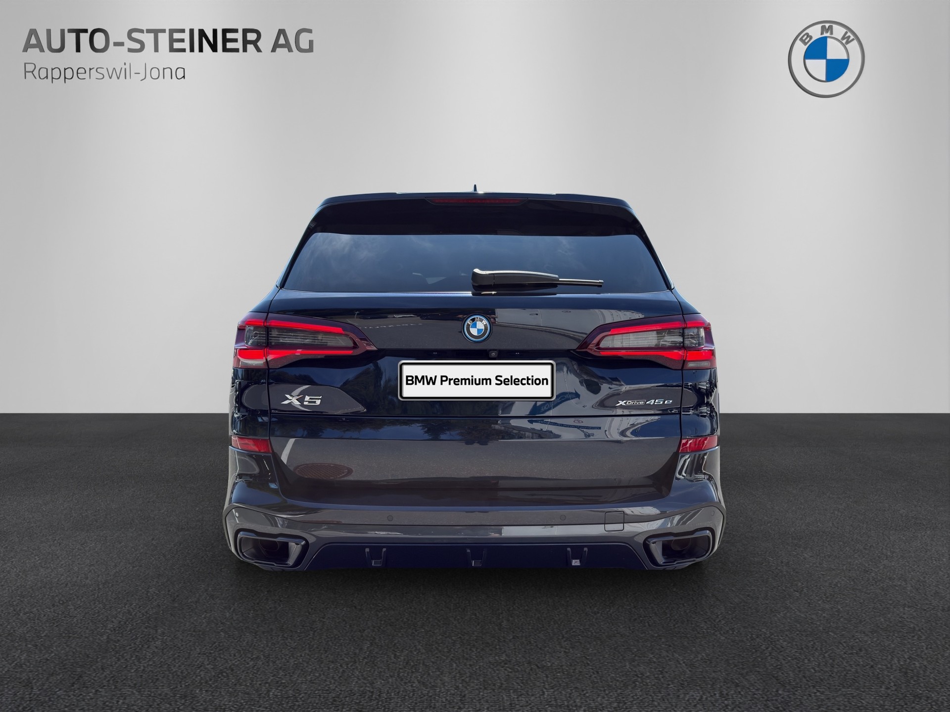 BMW X5 xDrive45e M Sport-showroom-element-3