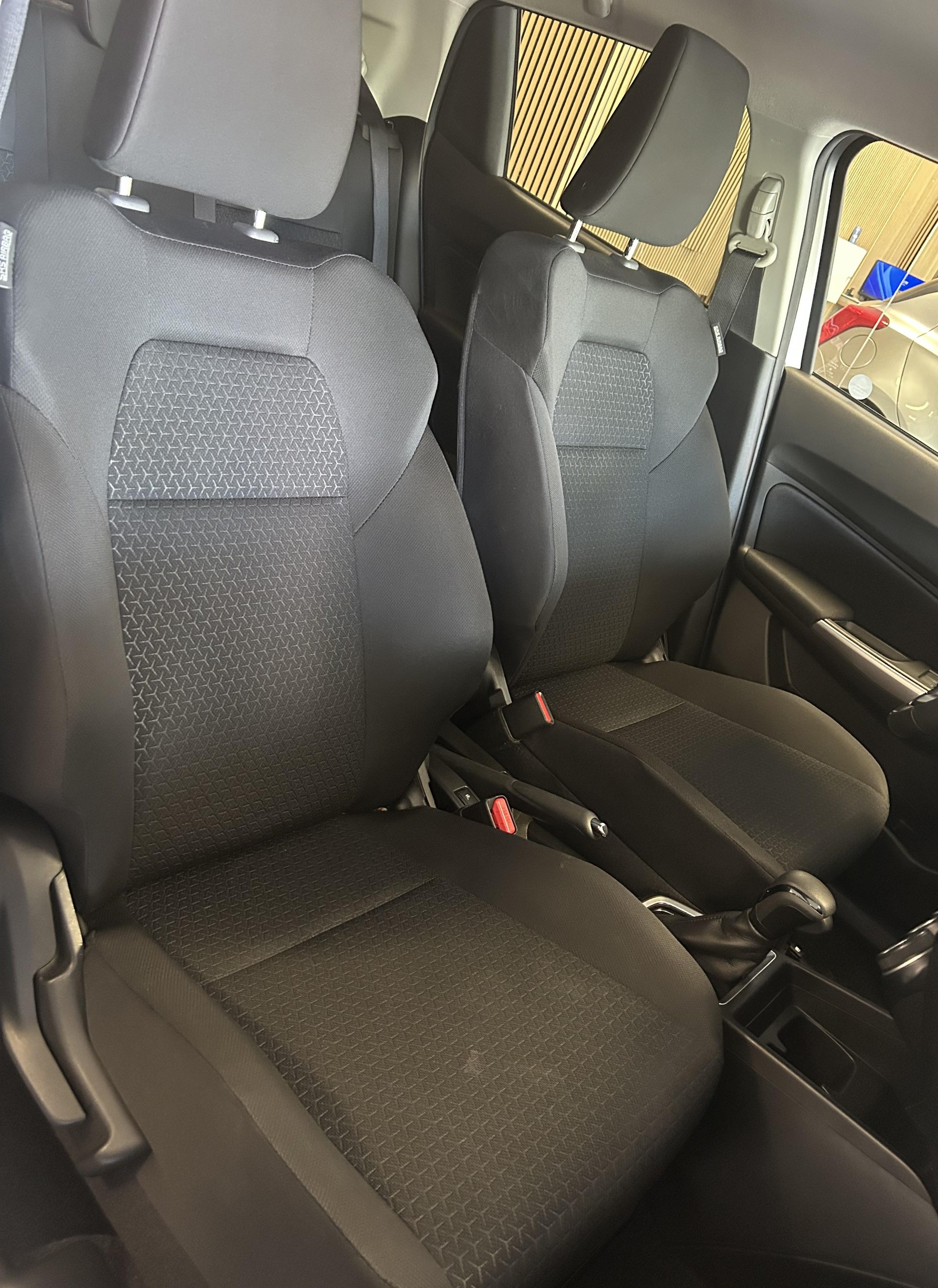 SUZUKI Swift 1.2 Compact Top Hybrid-image-14
