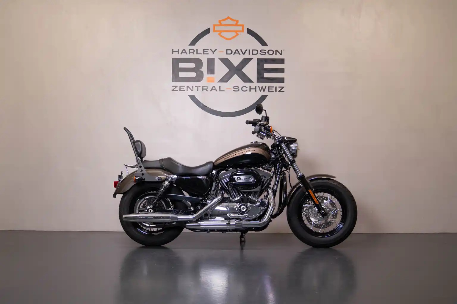 HARLEY-DAVIDSON XL 1200 C Sportster Custom ABS
