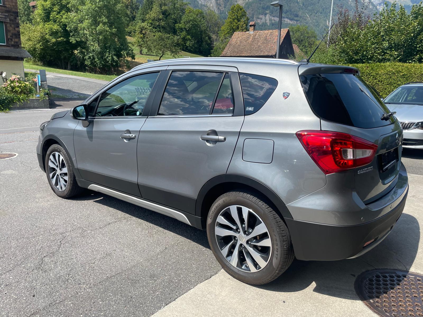 SUZUKI SX4 S-Cross 1.4 16V Piz Sulai 4WD Automatic-image-3