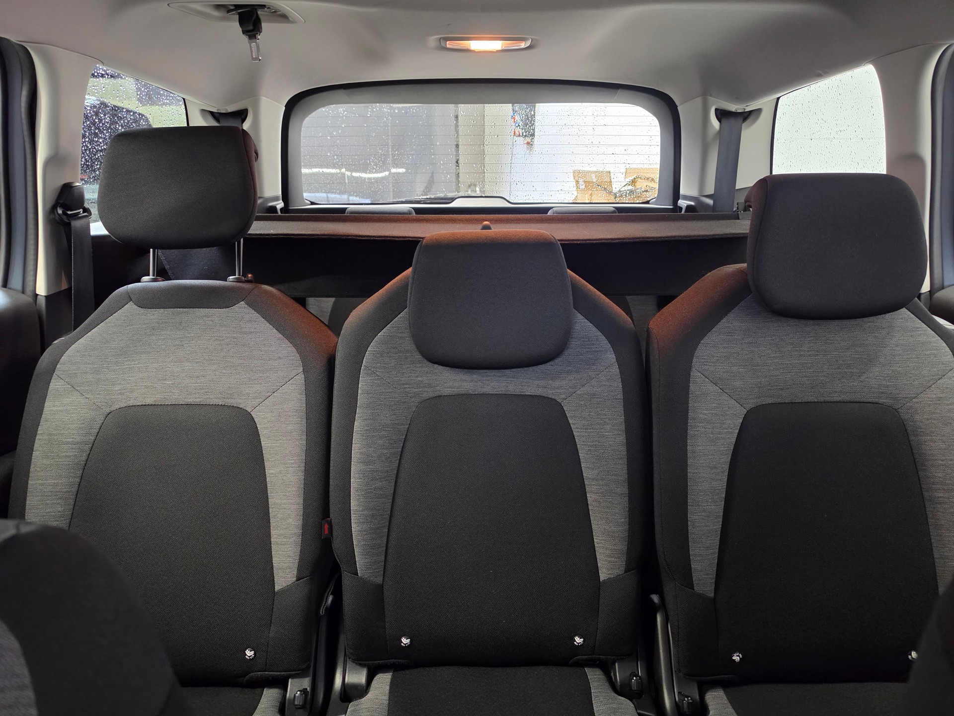 CITROEN Grand C4 Spacetourer 1.2 Pure Tech Feel 7 Sitzplätze-image-14