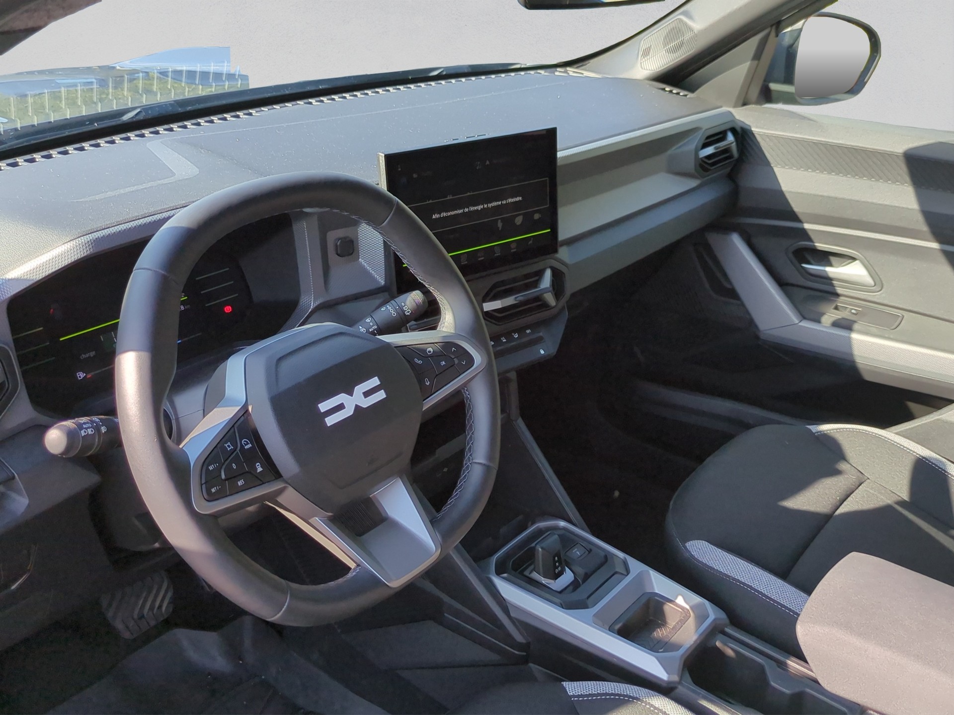 DACIA Duster HEV 155 Journey-image-9