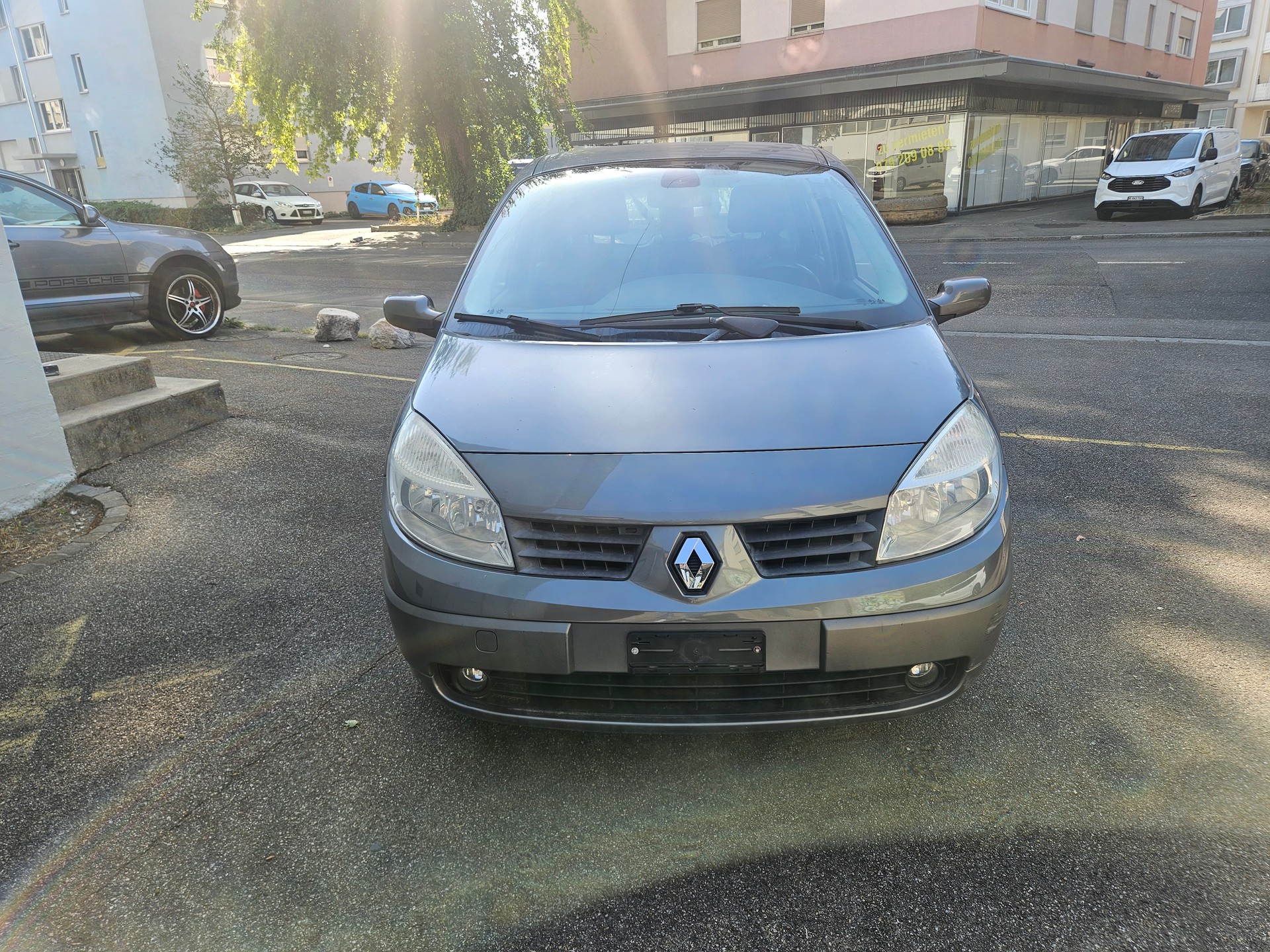 RENAULT Scénic 2.0 16V Turbo Dynamique