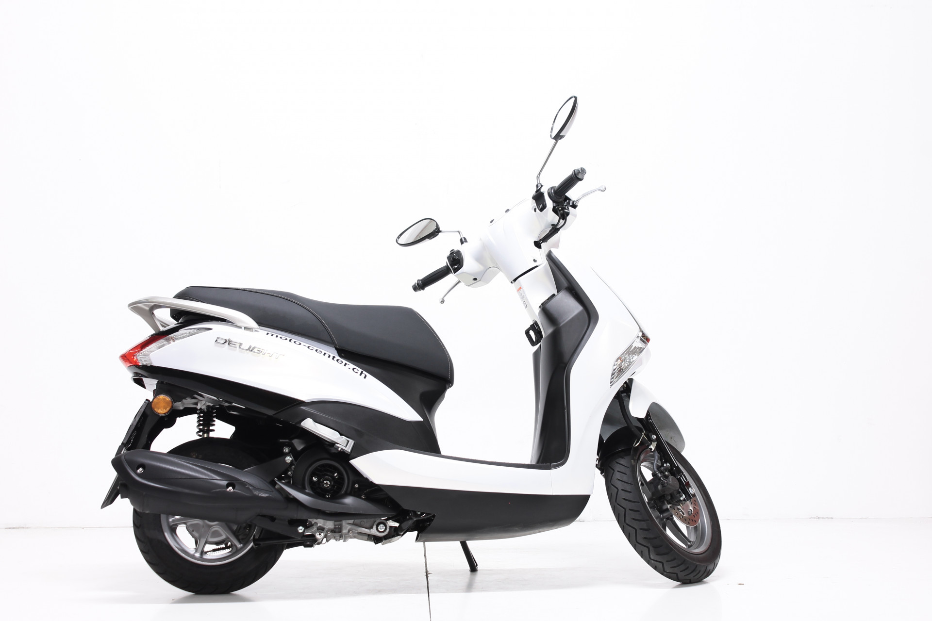 YAMAHA LTS 125 Delight-showroom-element-1