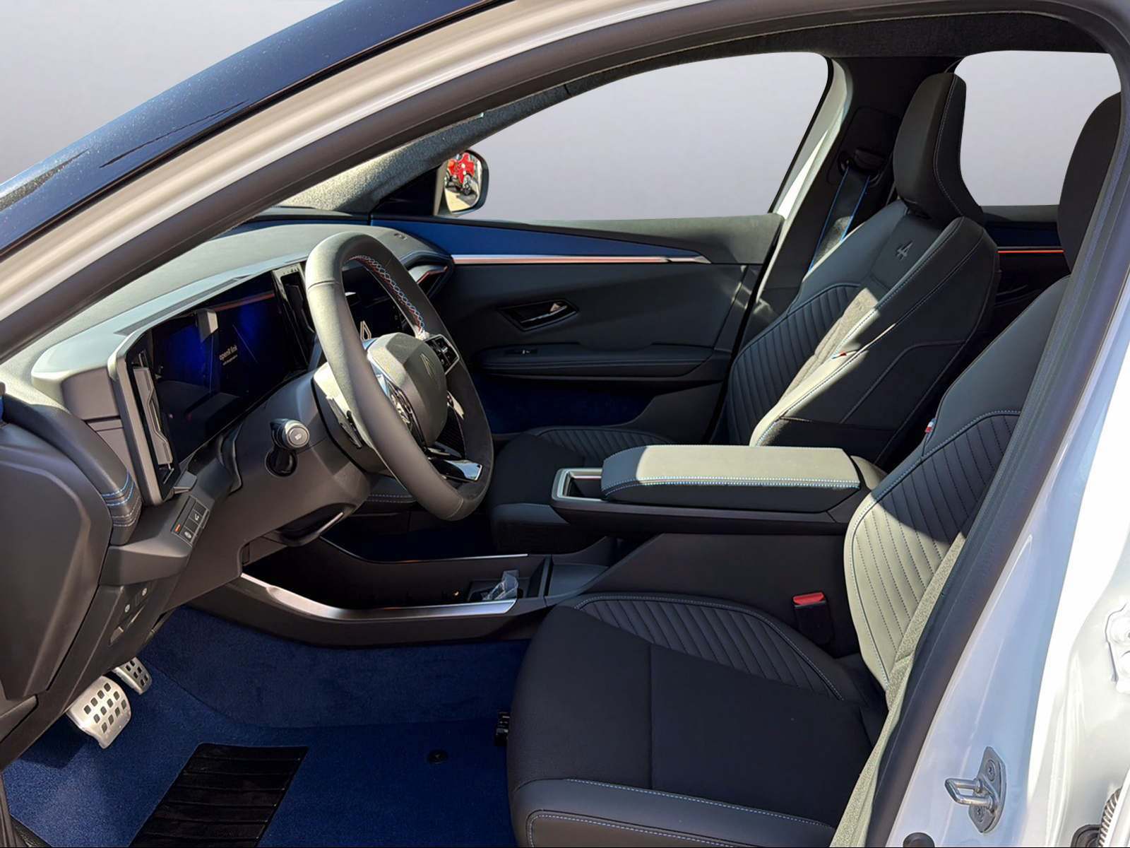 RENAULT Scénic E-Tech esprit Alpine-image-4