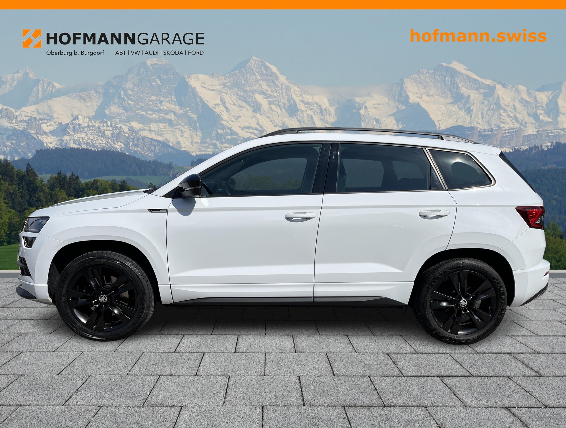 SKODA Karoq 1.5 TSI ACT SportLine DSG-showroom-element-1