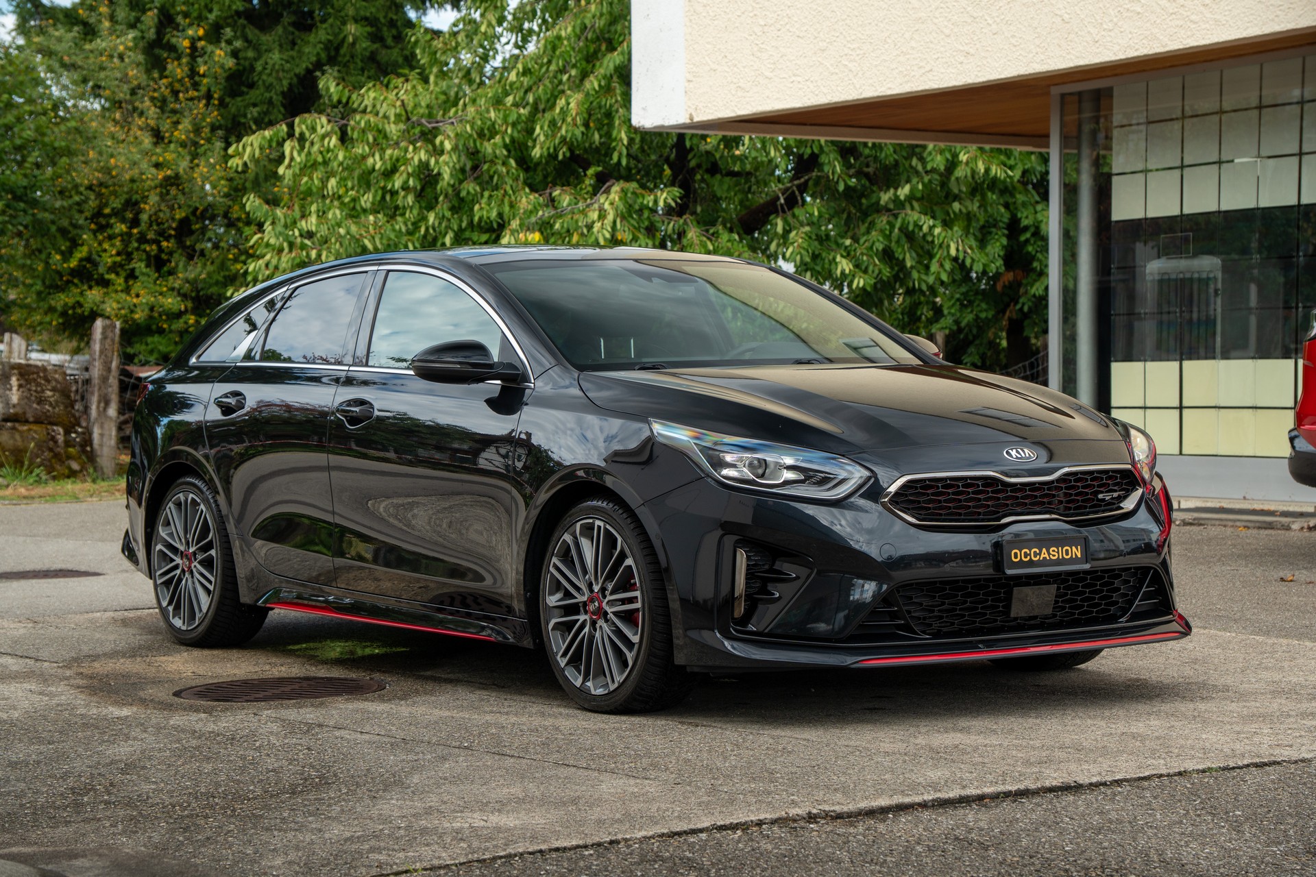 KIA ProCeed 1.6 T-GDi GT DCT-showroom-element-2