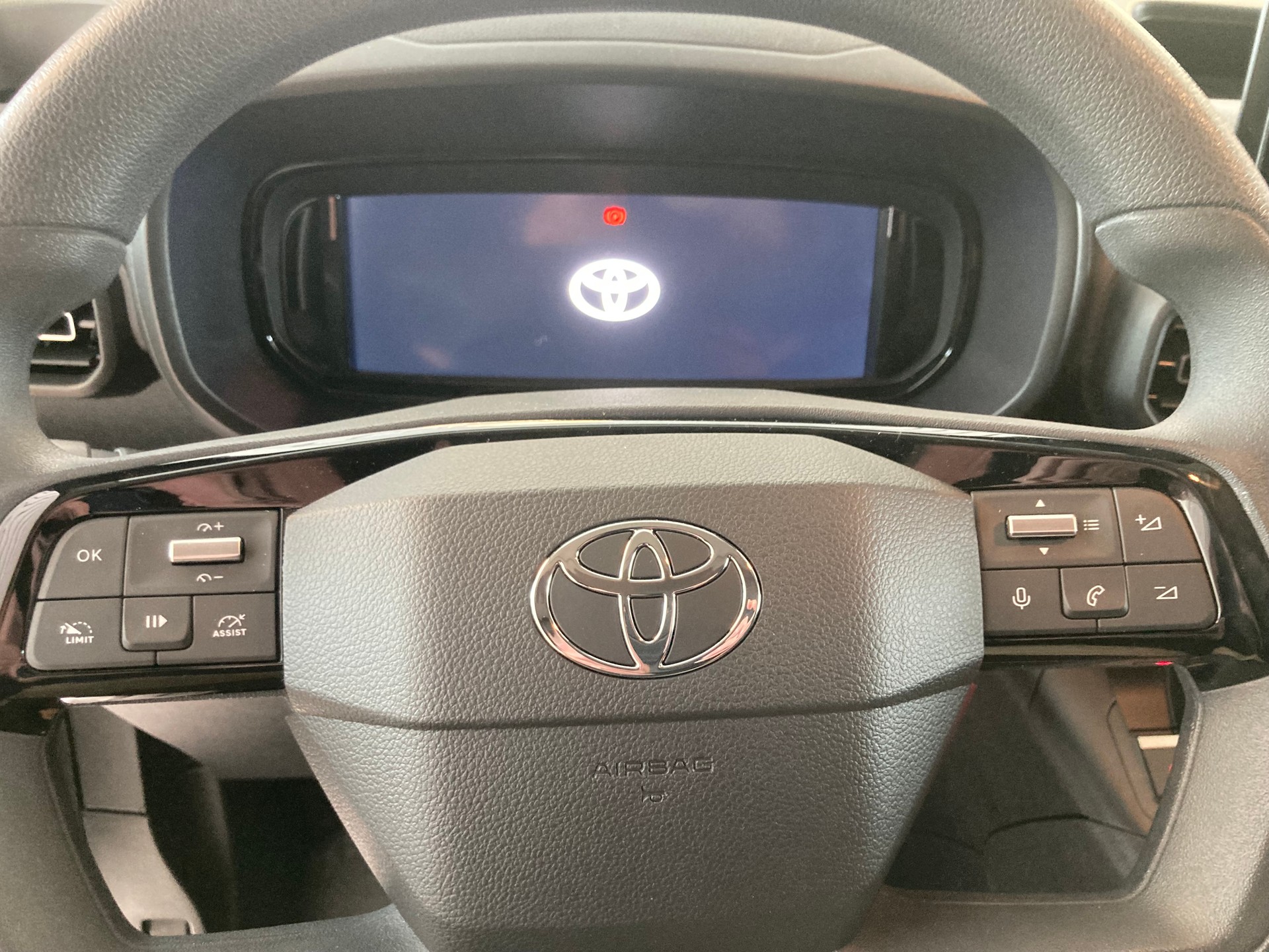 TOYOTA Proace City Van 1.2 Advanced Medium-image-9