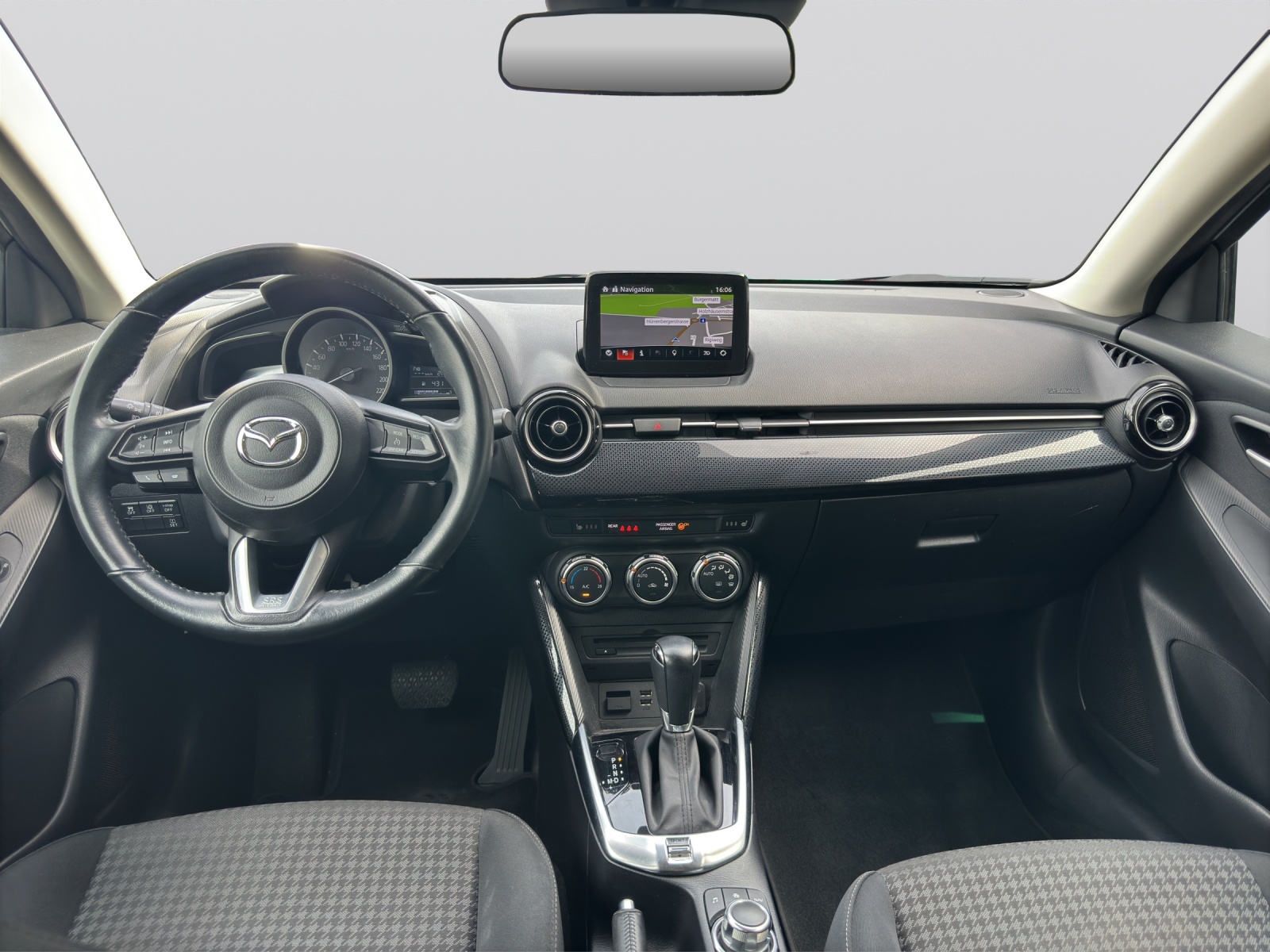 MAZDA 2 SKYACTIV-G 90 Ambition Plus Automat-image-10