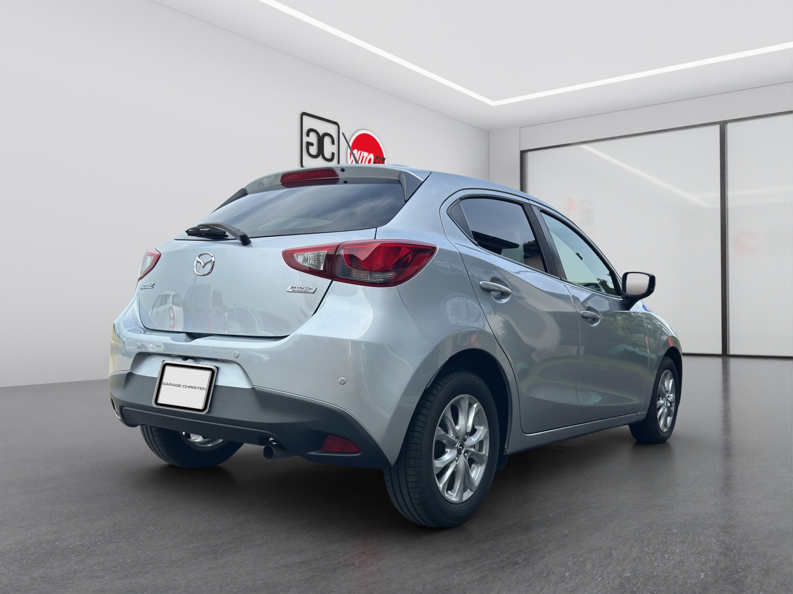 MAZDA 2 SKYACTIV-G 90 Ambition Plus Automat-image-4