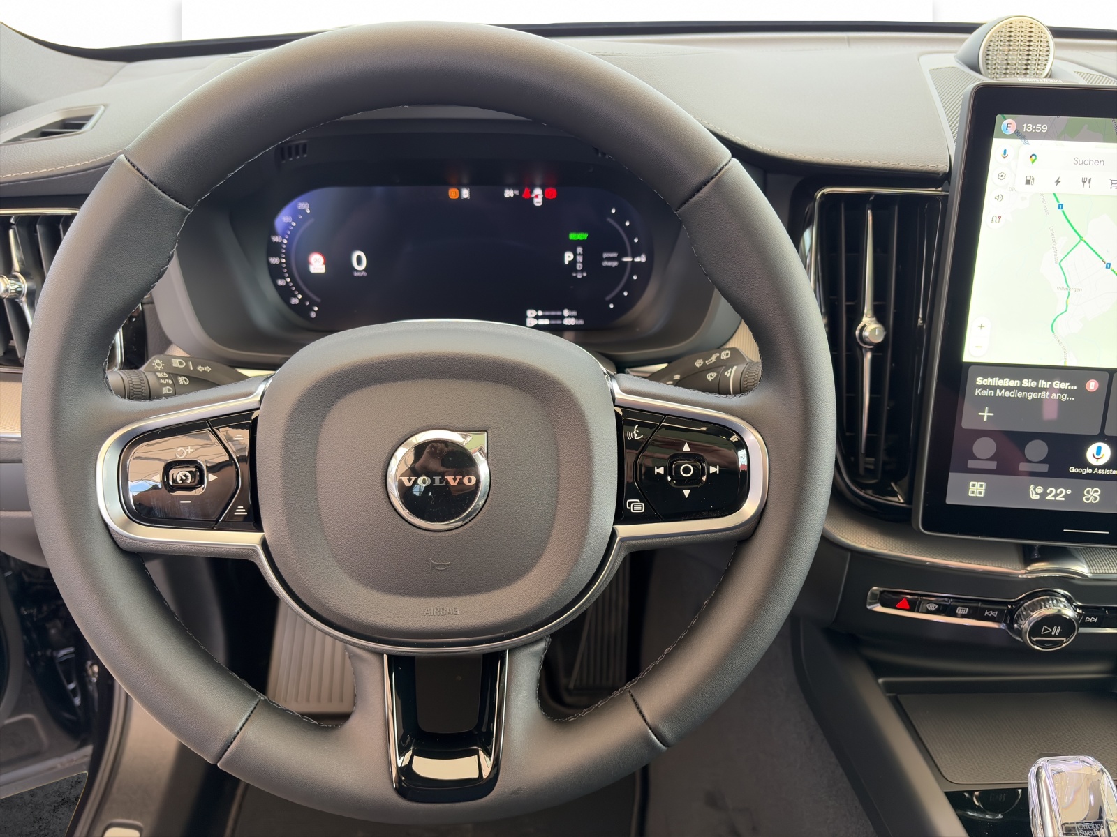 VOLVO XC60 2.0 T8 TE Black Edition eAWD-image-9