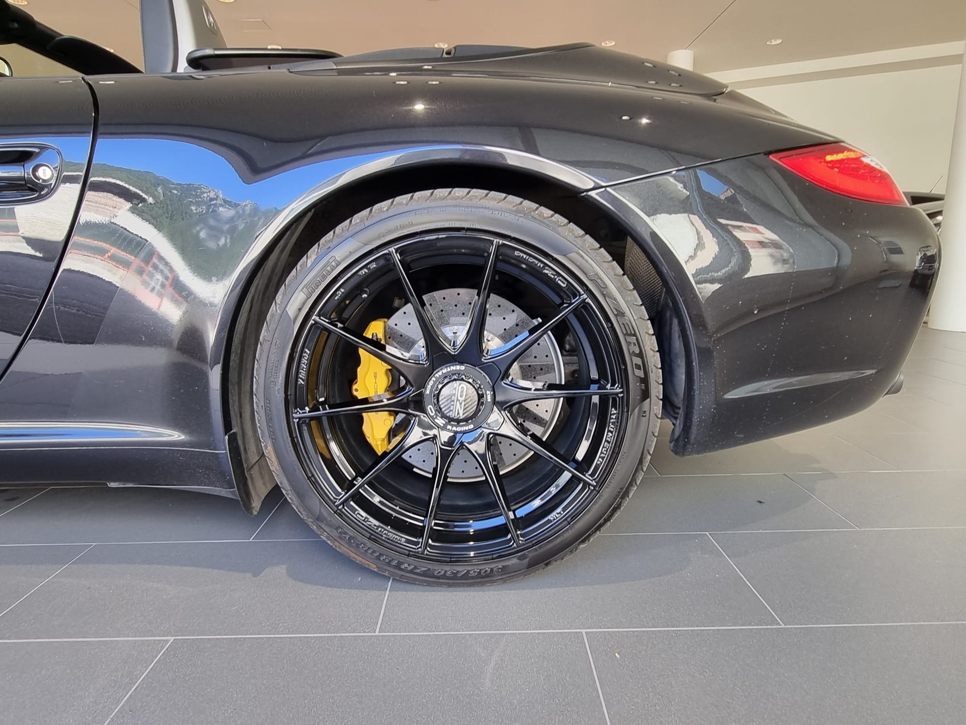 PORSCHE Carrera S Cabrio-image-19