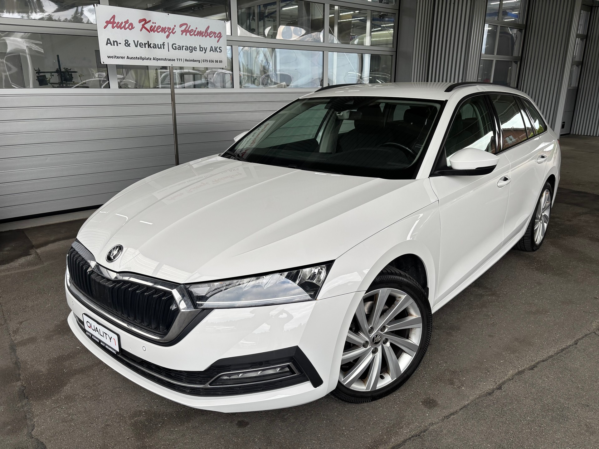 SKODA Octavia Combi 2.0 TDI DSG Style 4x4